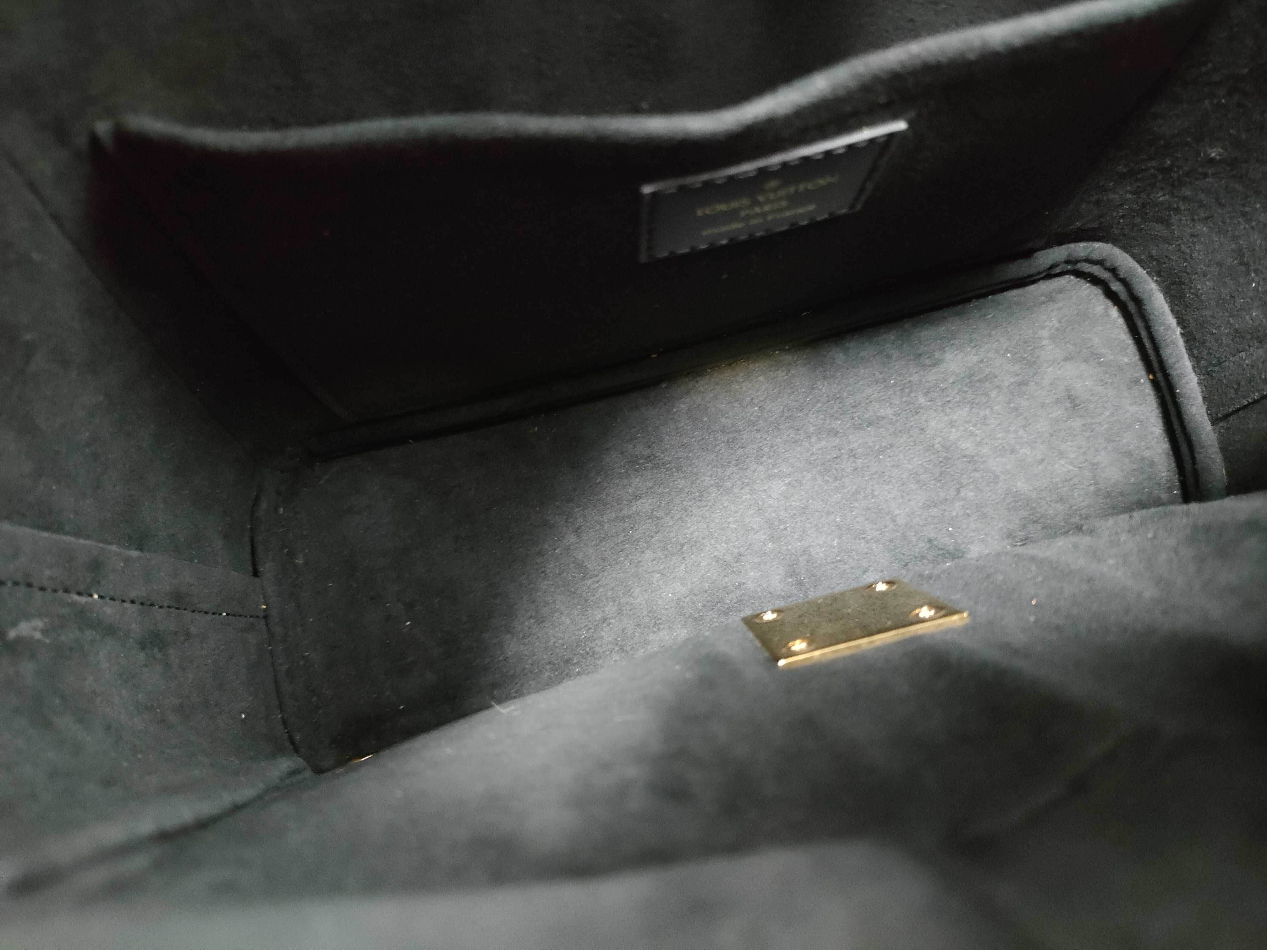 Monogram Bento Box PM M43517 Shoulder Bag — view 12