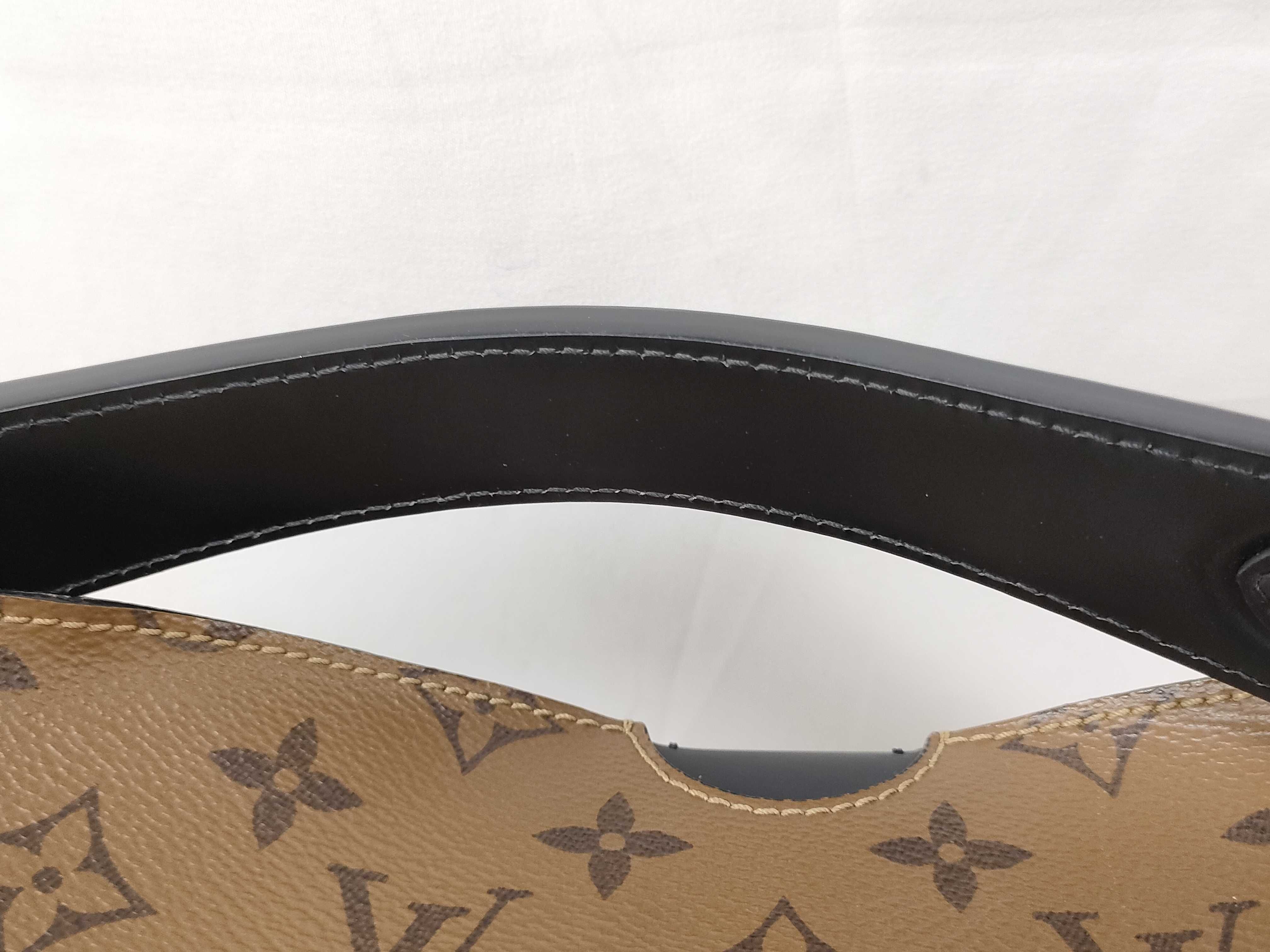 Monogram Bento Box PM M43517 Shoulder Bag — view 4