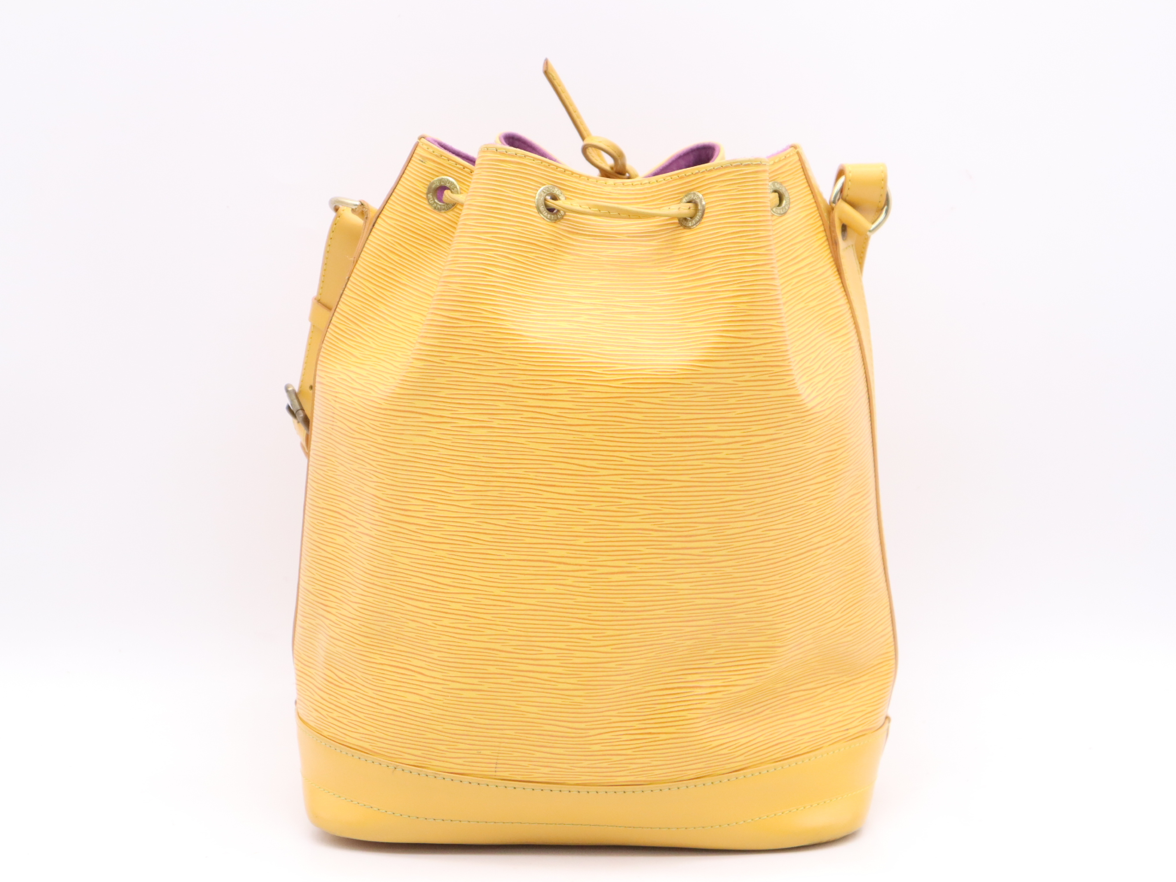 M44009 Epi Noe Tassili Yellow Shoulder Bag — view 2