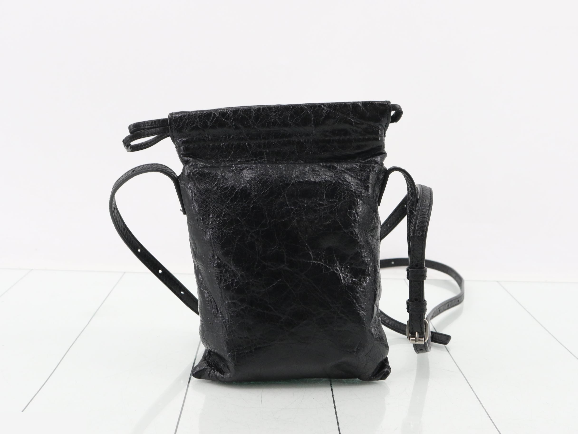 Shoulder bag with phone holder — view 2