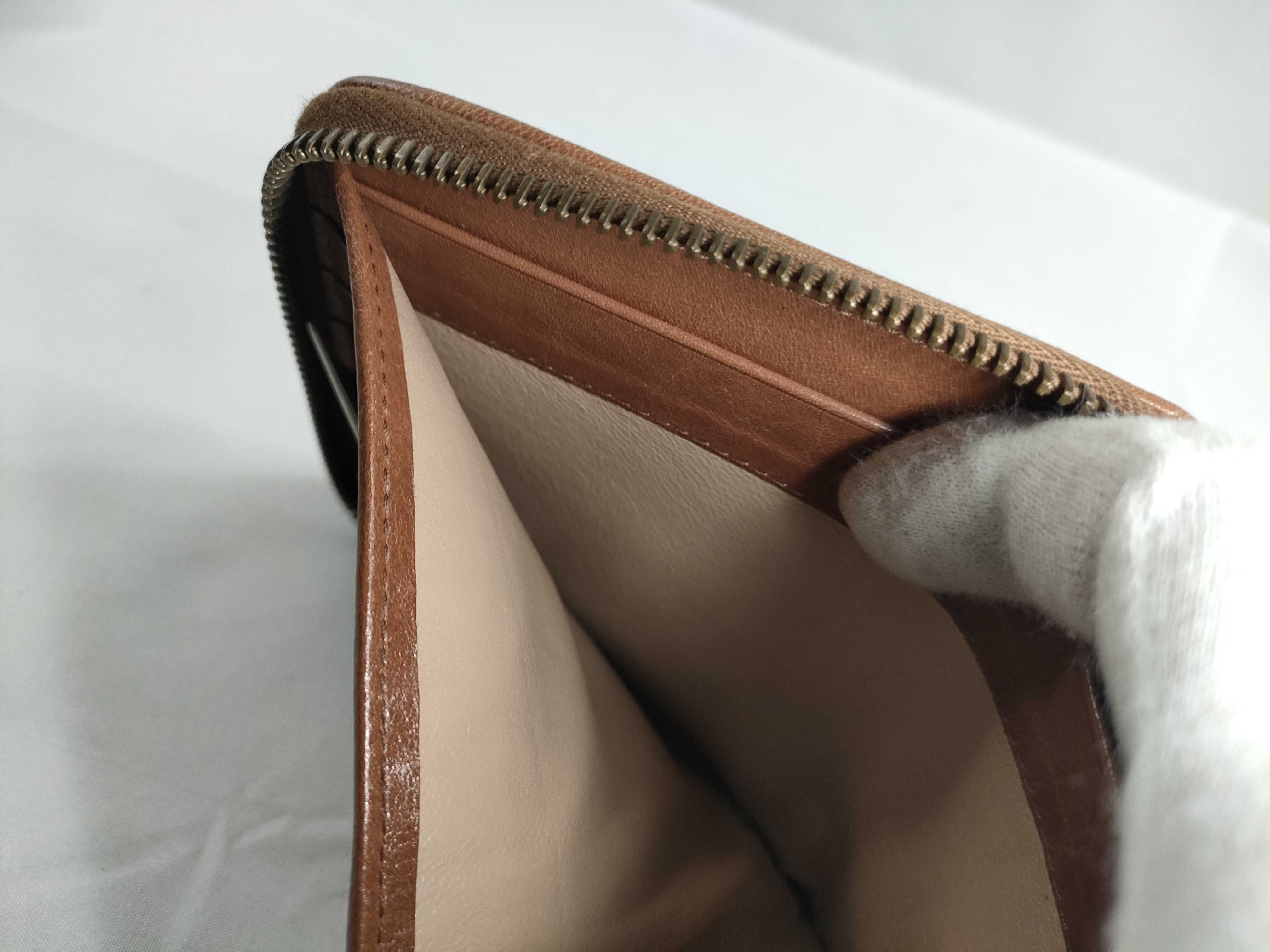 Velour-like Compact Zip Wallet — view 11