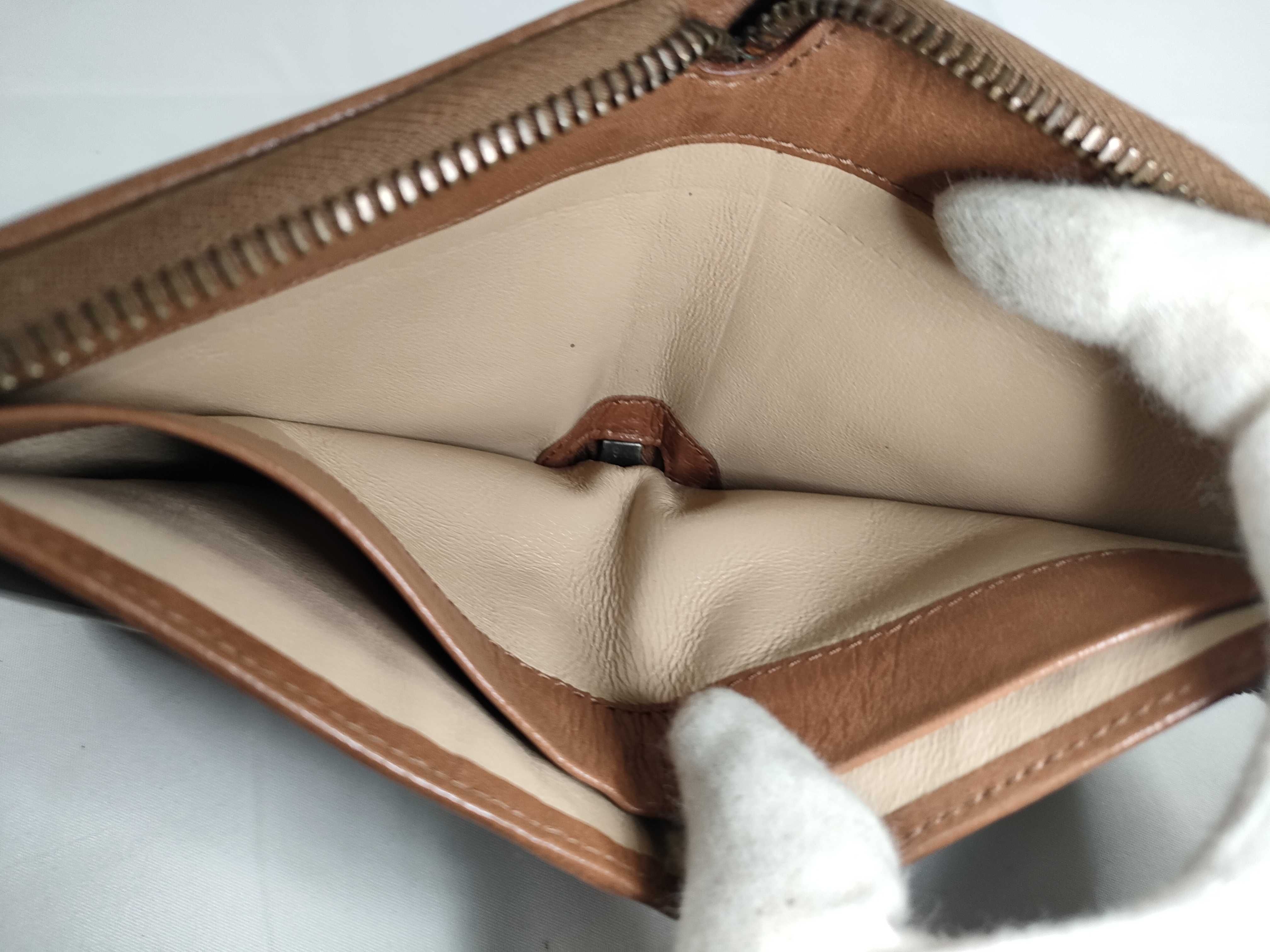 Velour-like Compact Zip Wallet — view 10