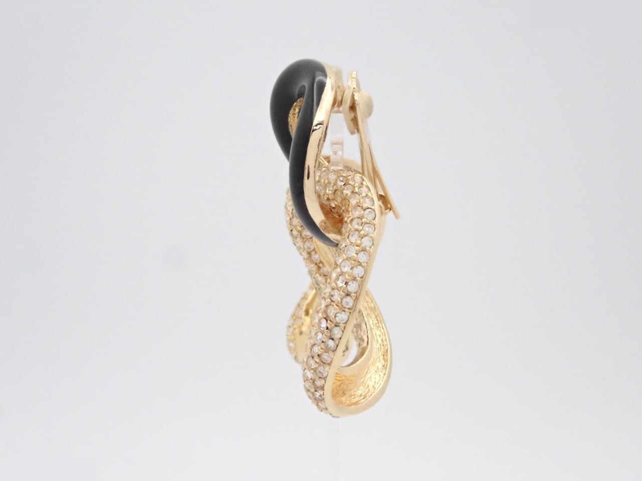 Other lines: Precious metals and earrings — view 3