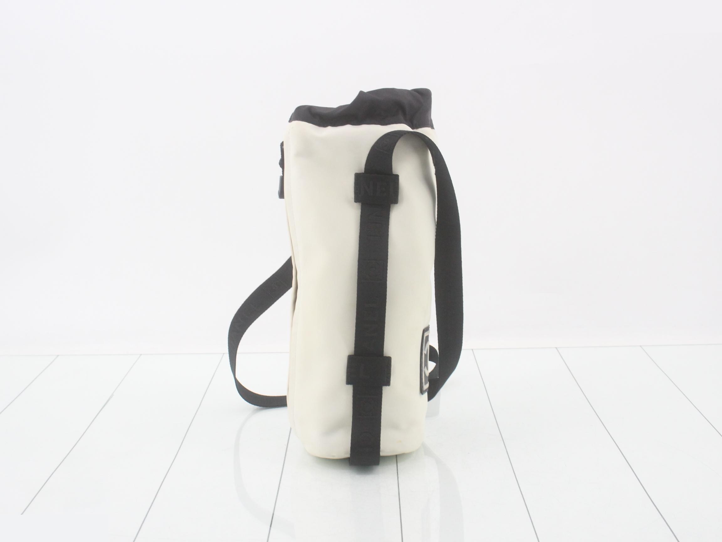 Sports Line Bottle Shoulder Bag — view 4