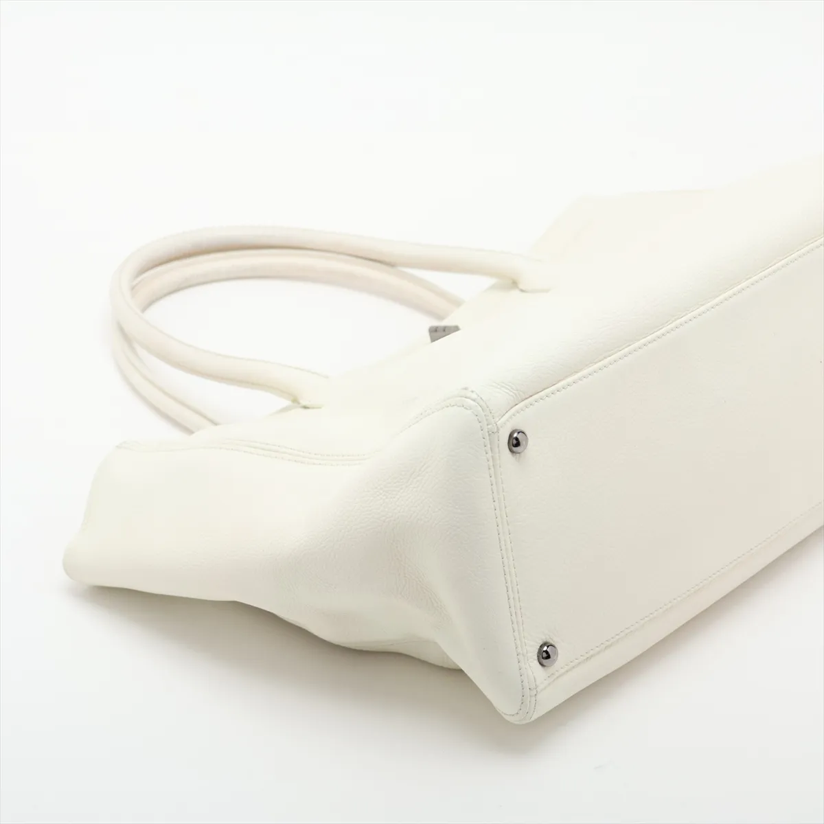 Executive Leather Tote Bag, White, Silver Hardware, 10071544 (Serial Number in the 10s) — view 4