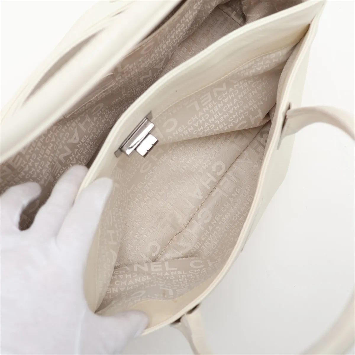 Executive Leather Tote Bag, White, Silver Hardware, 10071544 (Serial Number in the 10s) — view 9