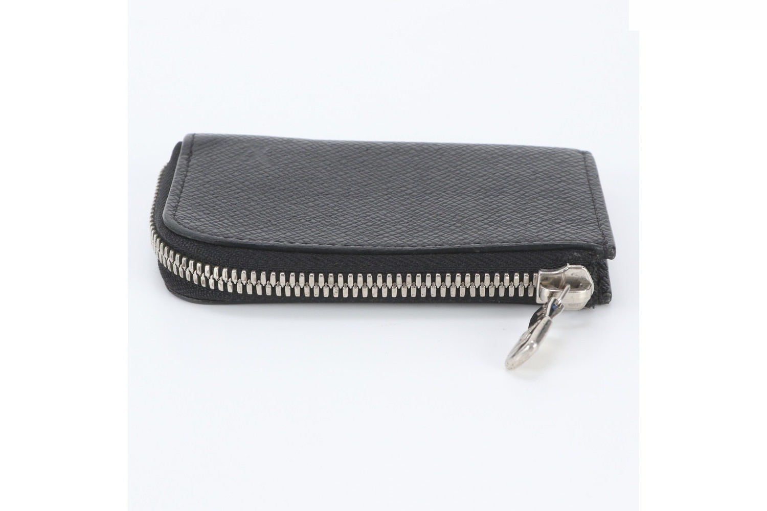 Taiga Portemonnaie Jour M63375 Leather Coin Case — view 5
