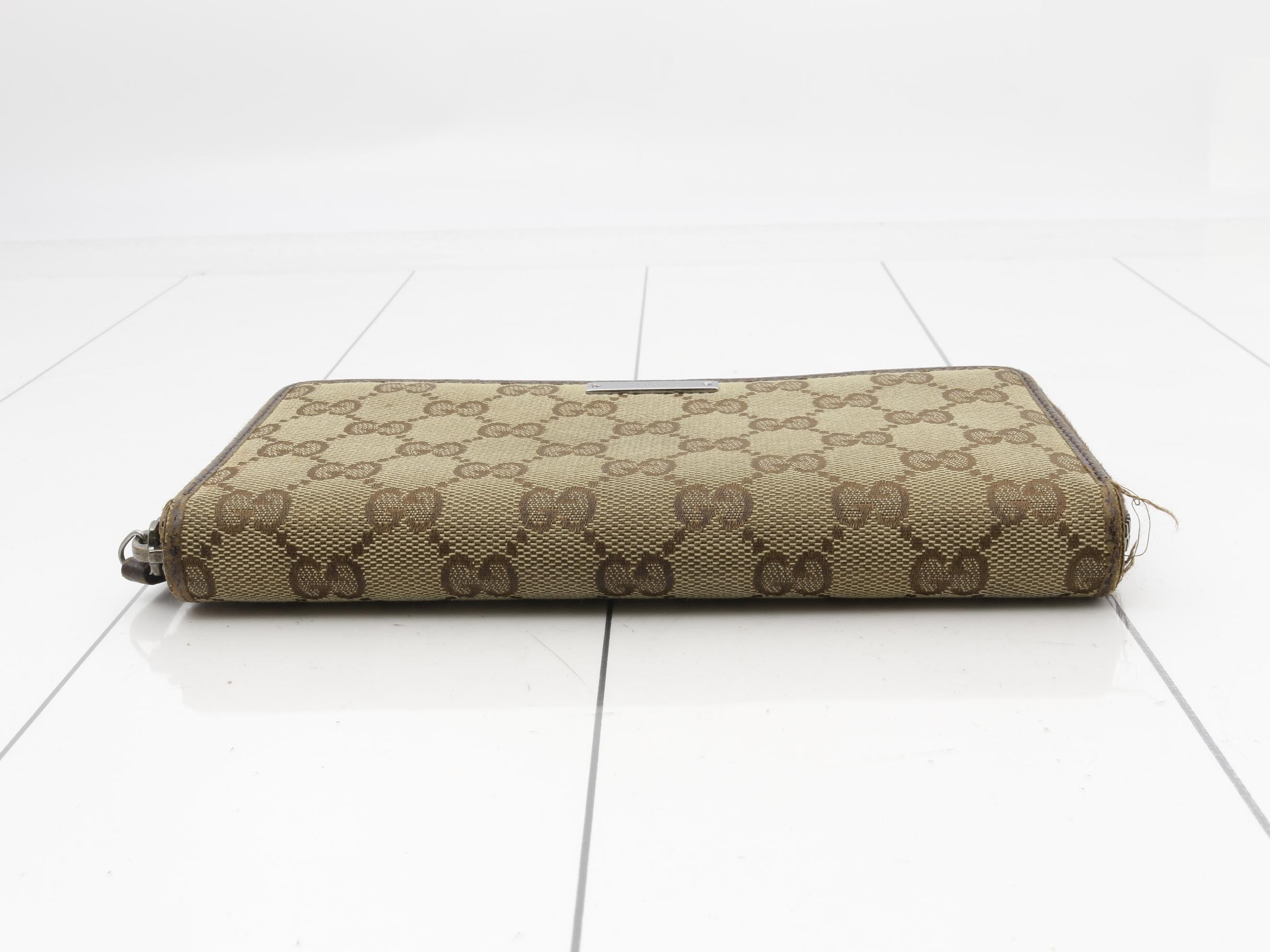 GG Canvas Round Zipper Long Wallet — view 3