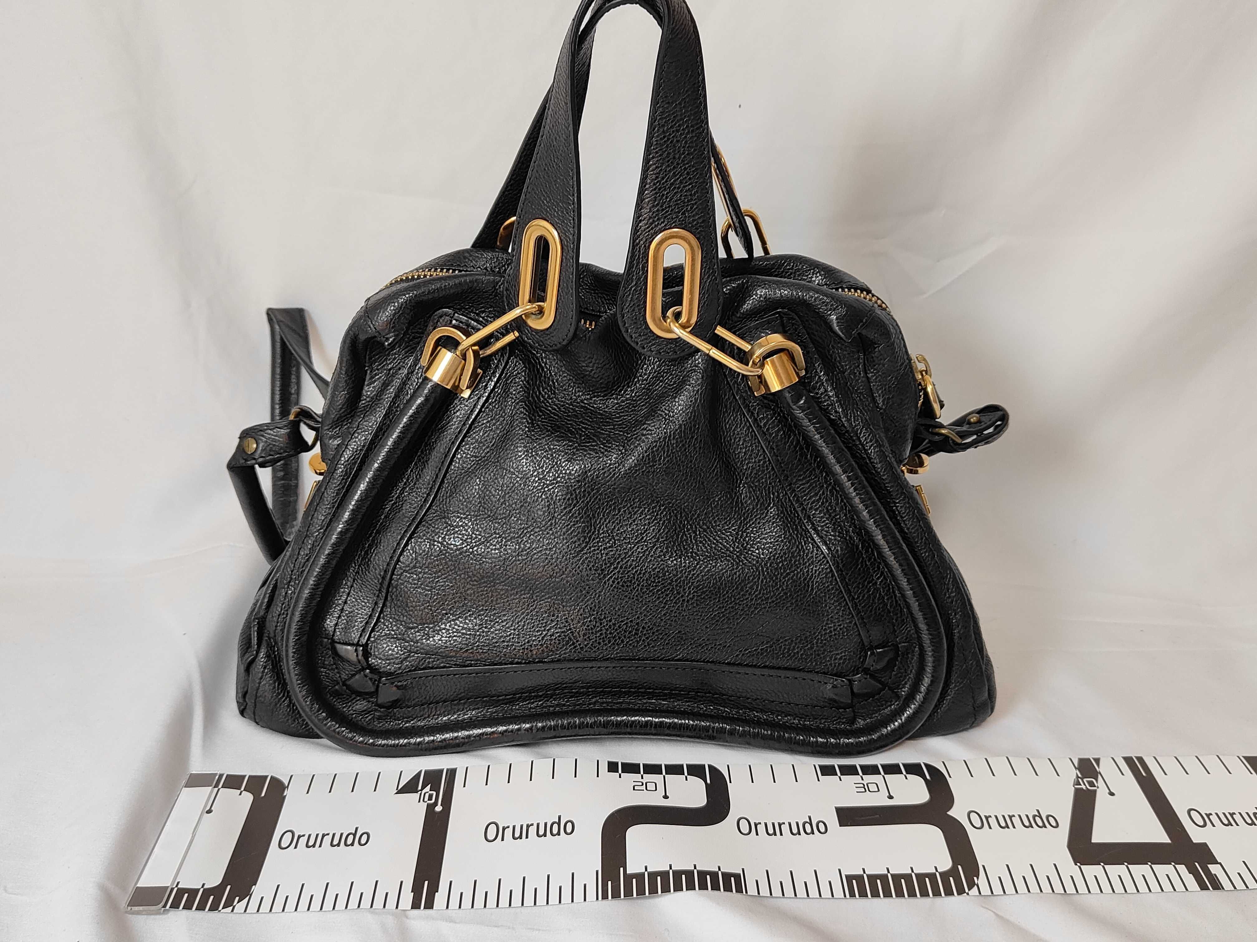Paraty Medium Black Calfskin Tote Bag (Handbag) — view 2