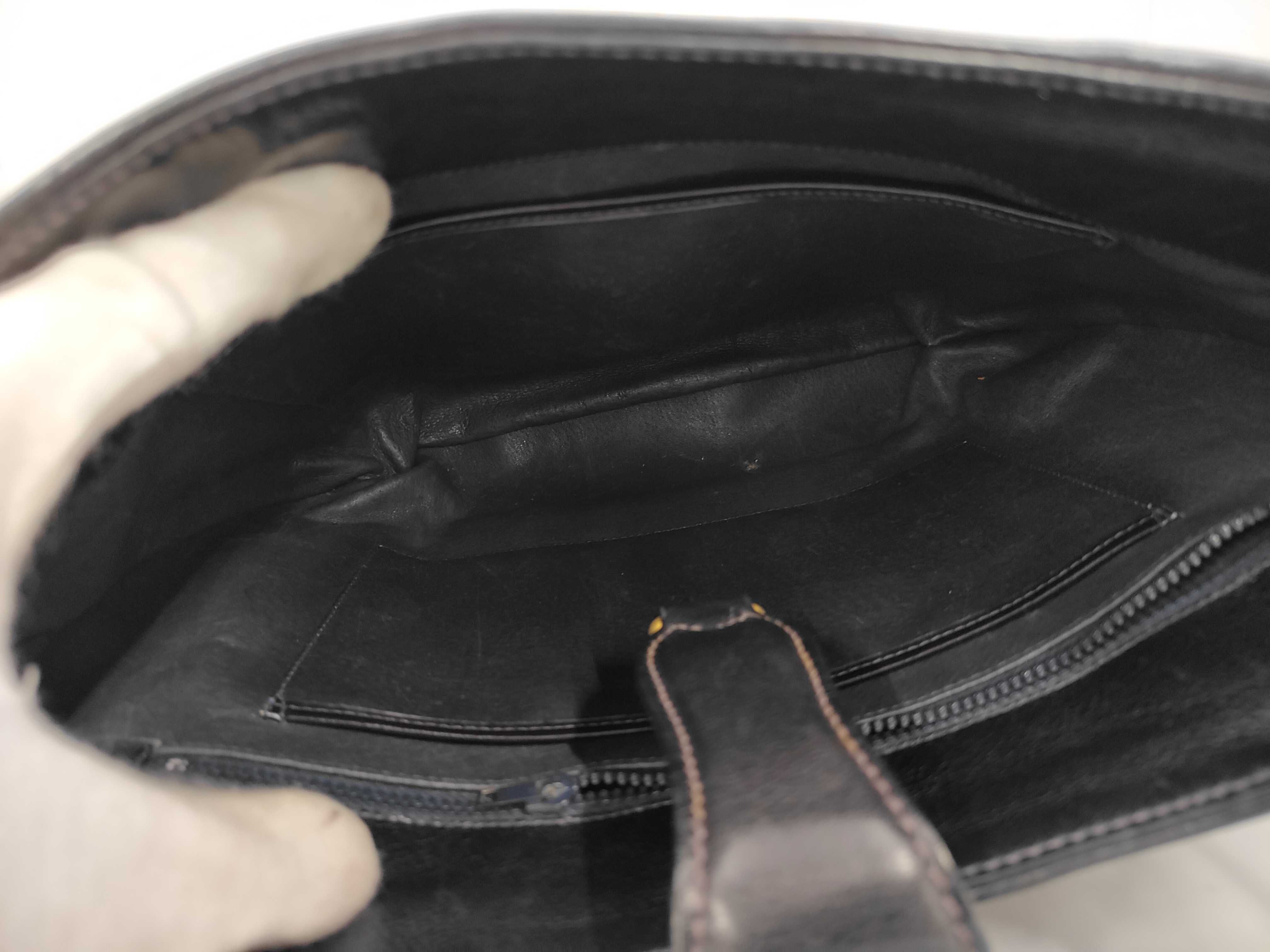 Old One-Shoulder Black Shoulder Bag — view 9