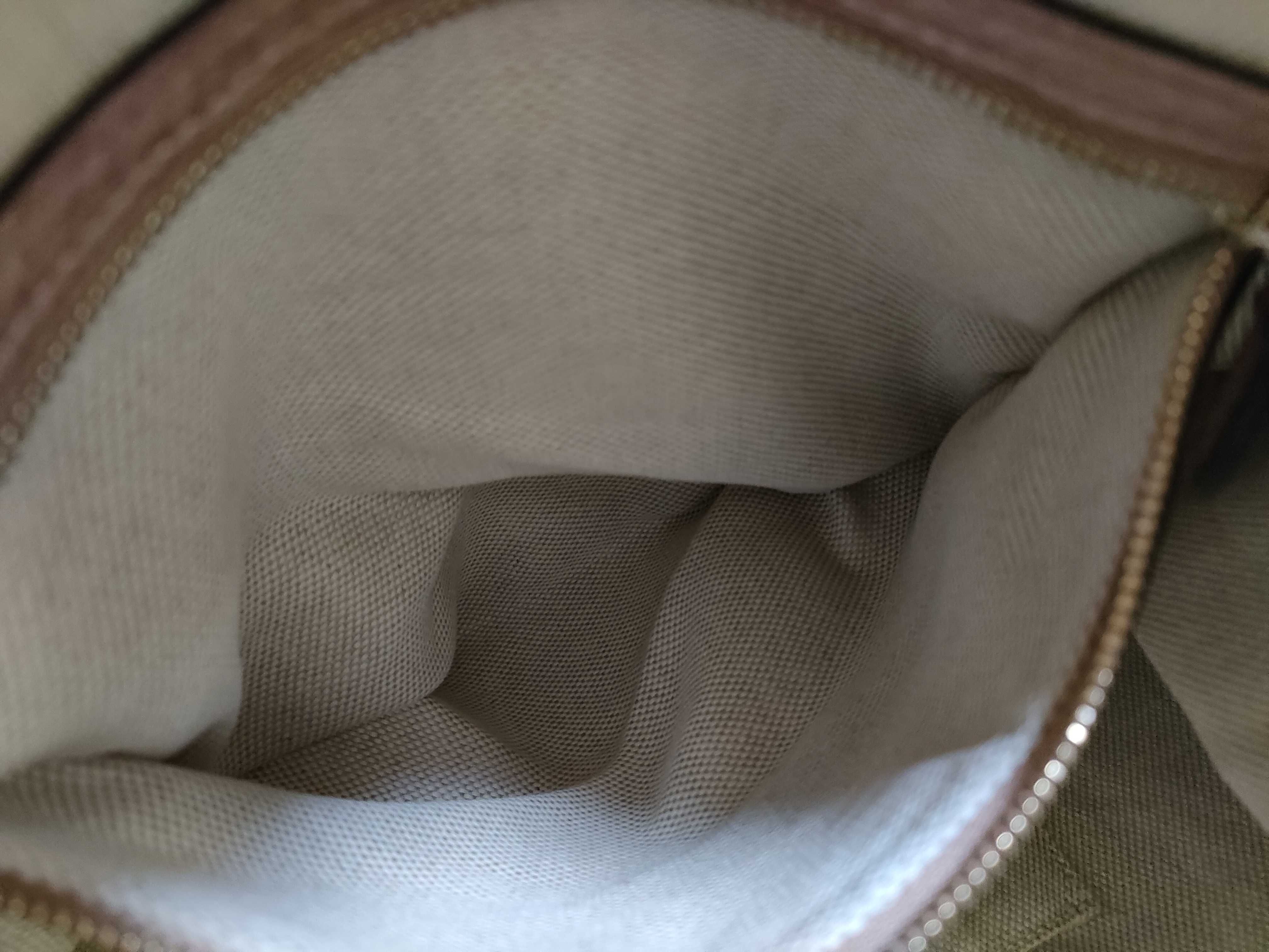 Leather Interlocking Handbag, Pink — view 10