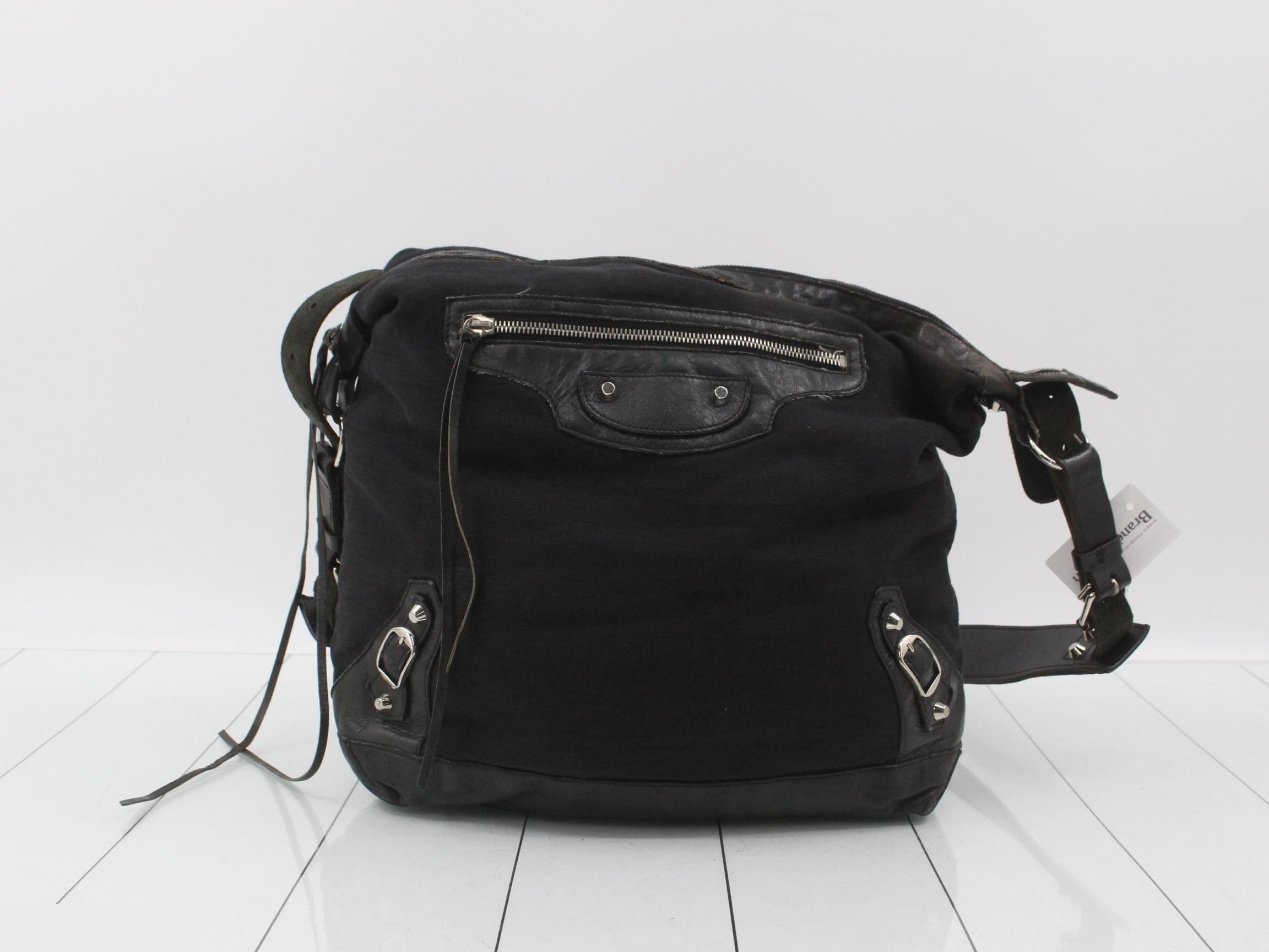 Other lines: Bags and shoulder bags