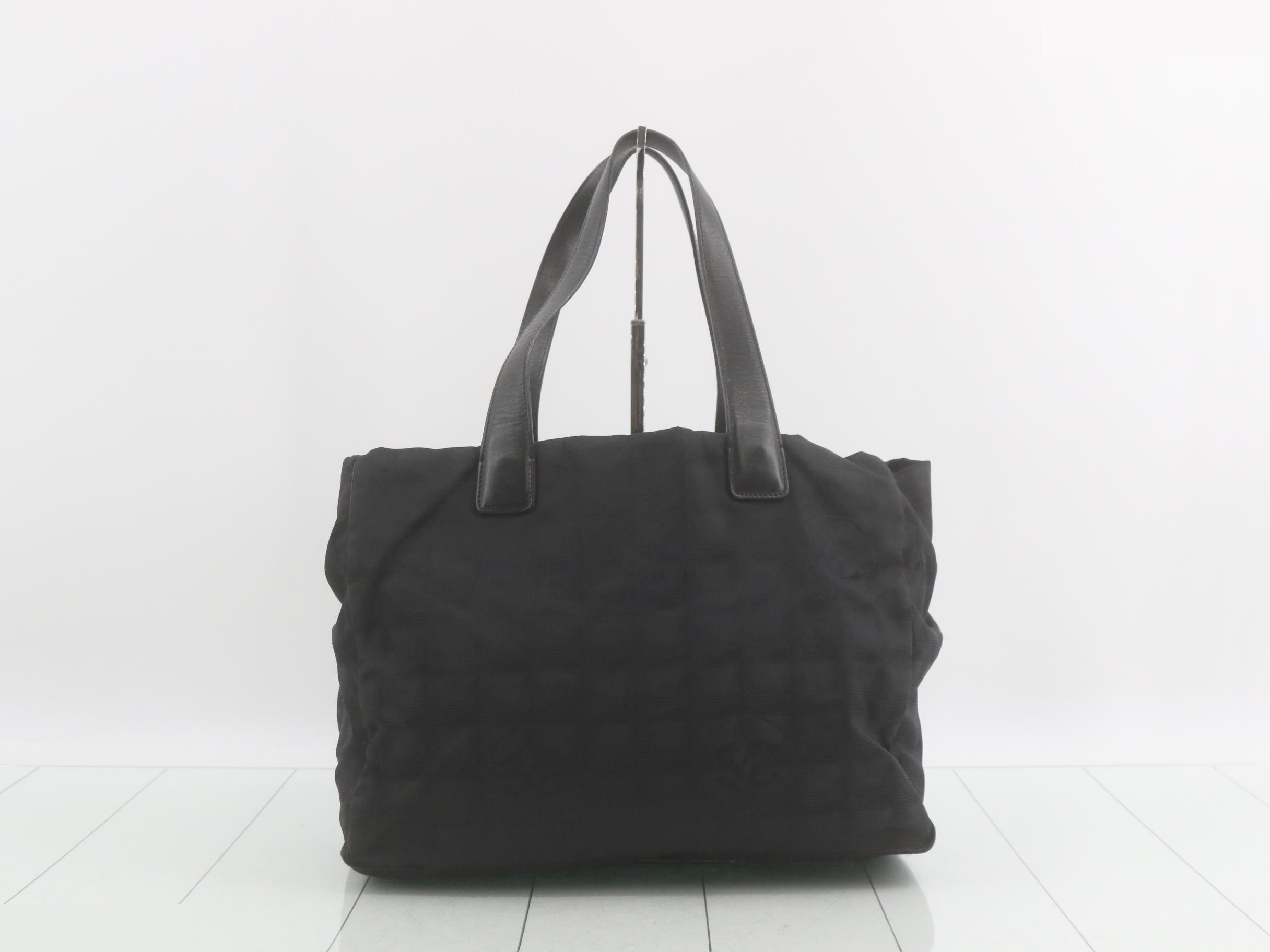 New Travel Line (Bags) - Tote Bag — view 2
