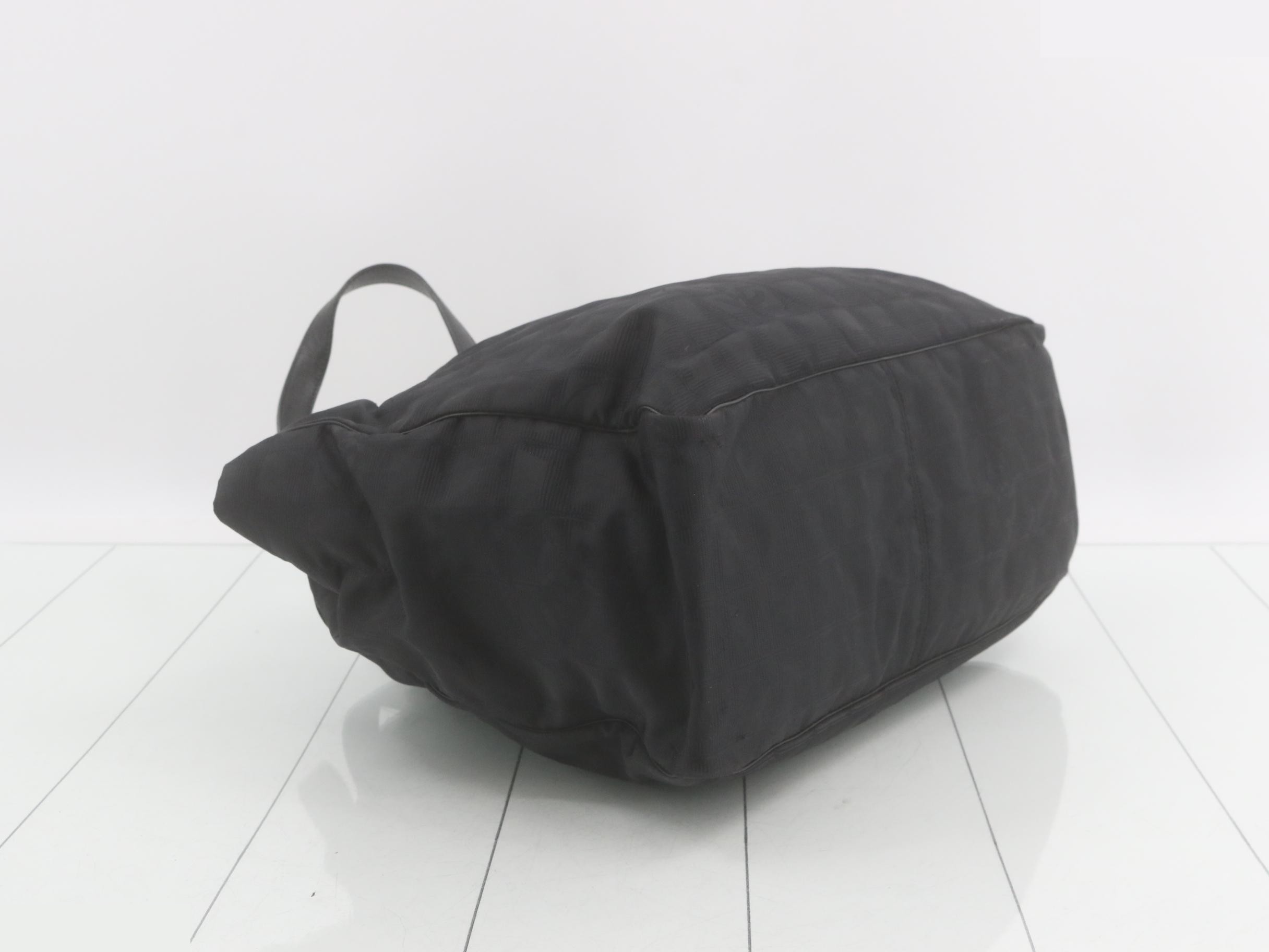 New Travel Line (Bags) - Tote Bag — view 5