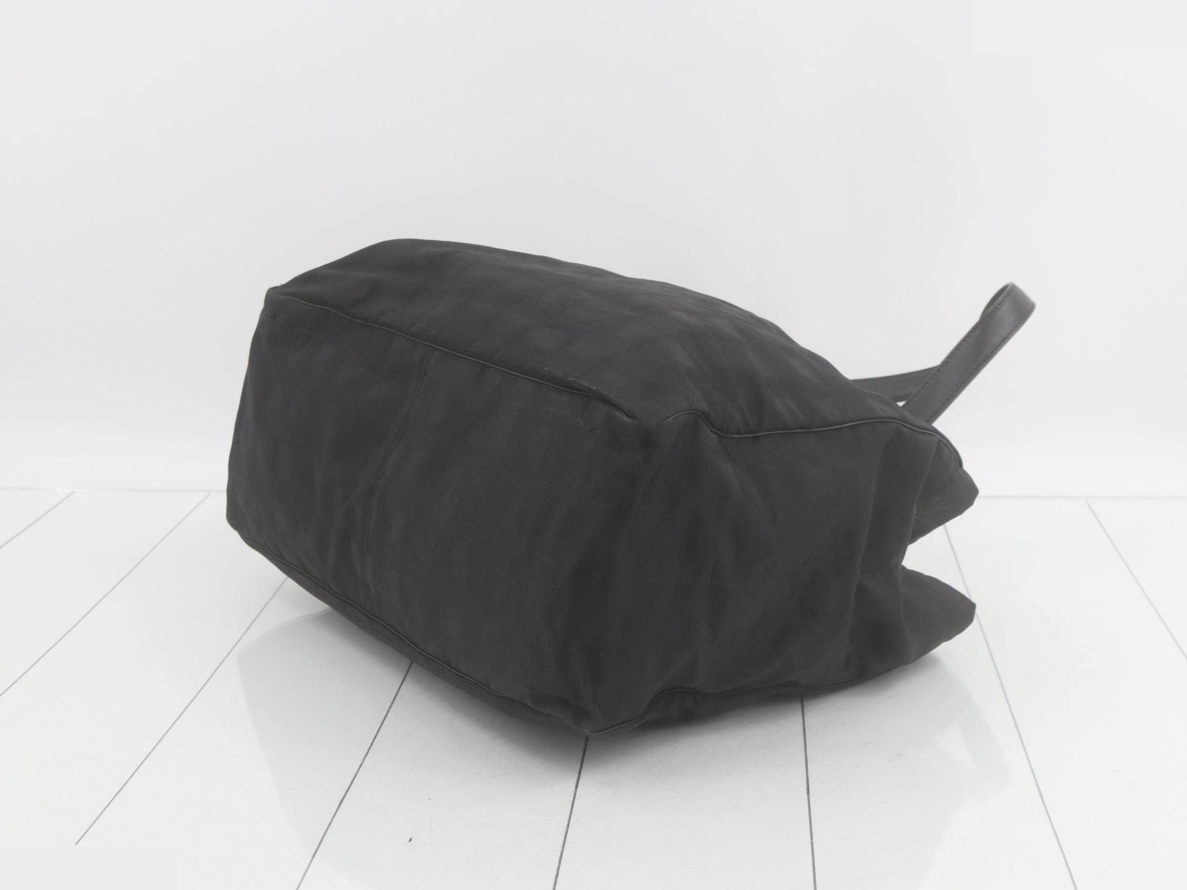 New Travel Line (Bags) - Tote Bag — view 6