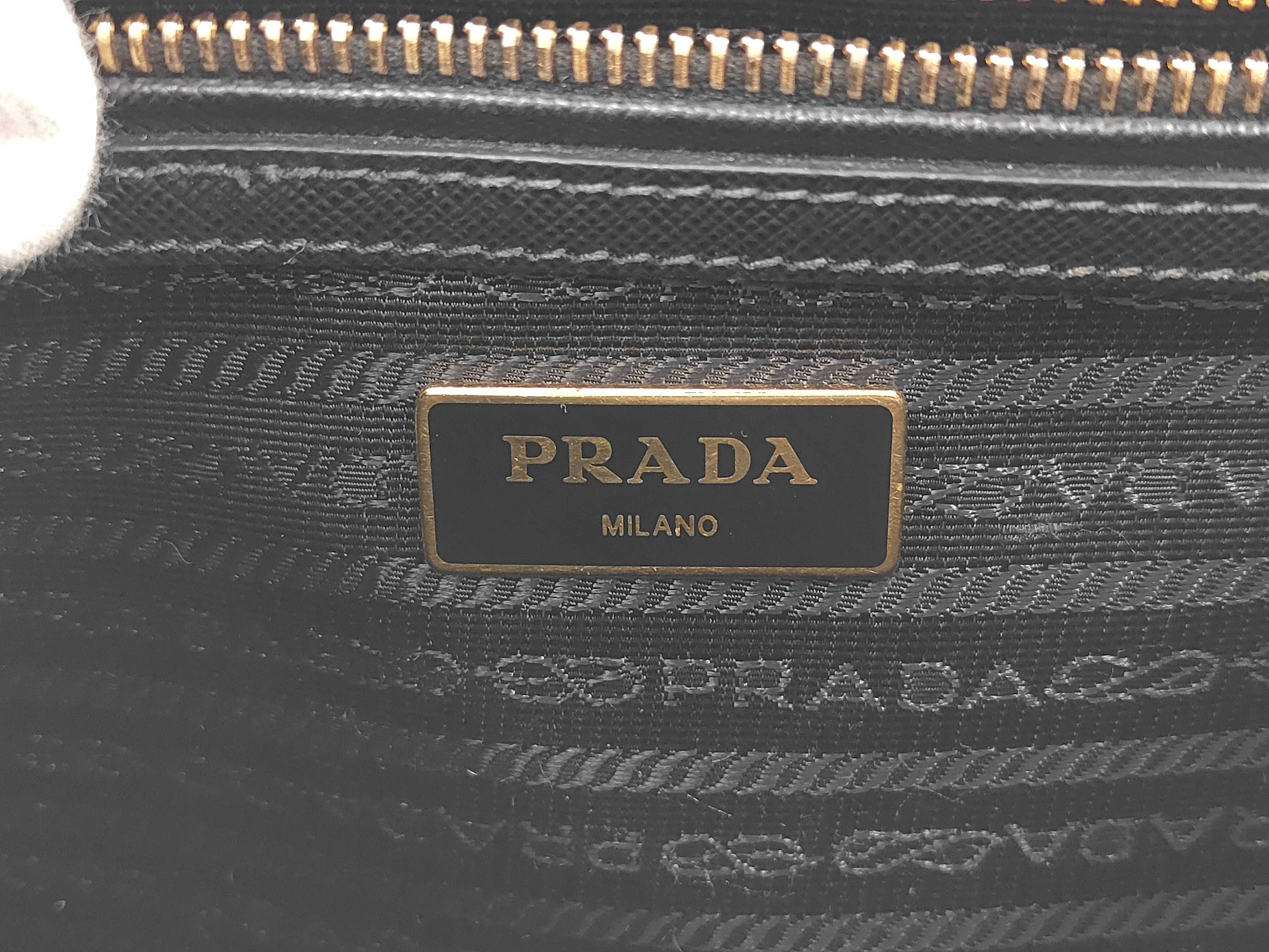 Saffiano Galleria Medium Handbag, Black — view 10