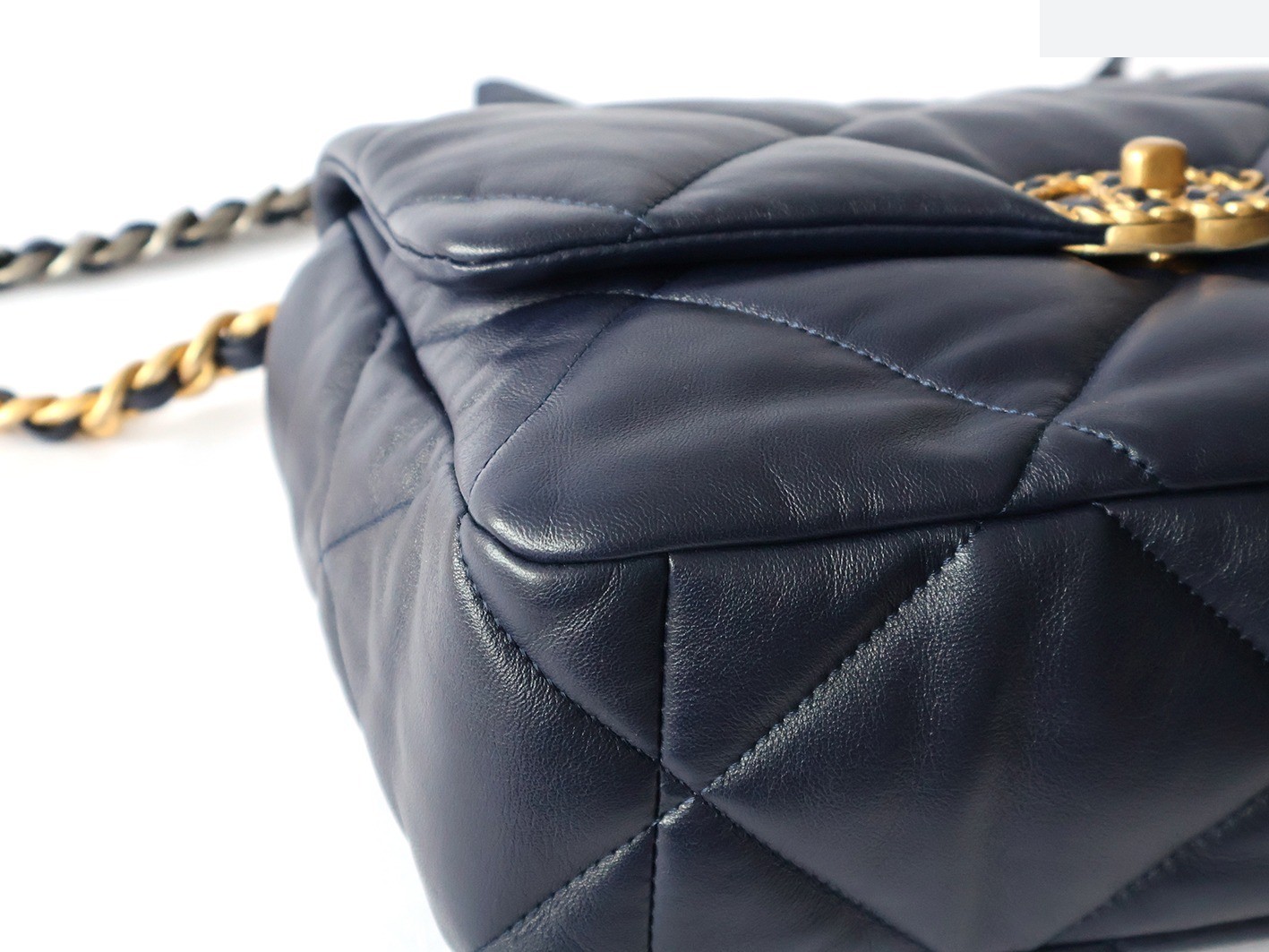 19 Lambskin Chain Shoulder Bag, Navy — view 3