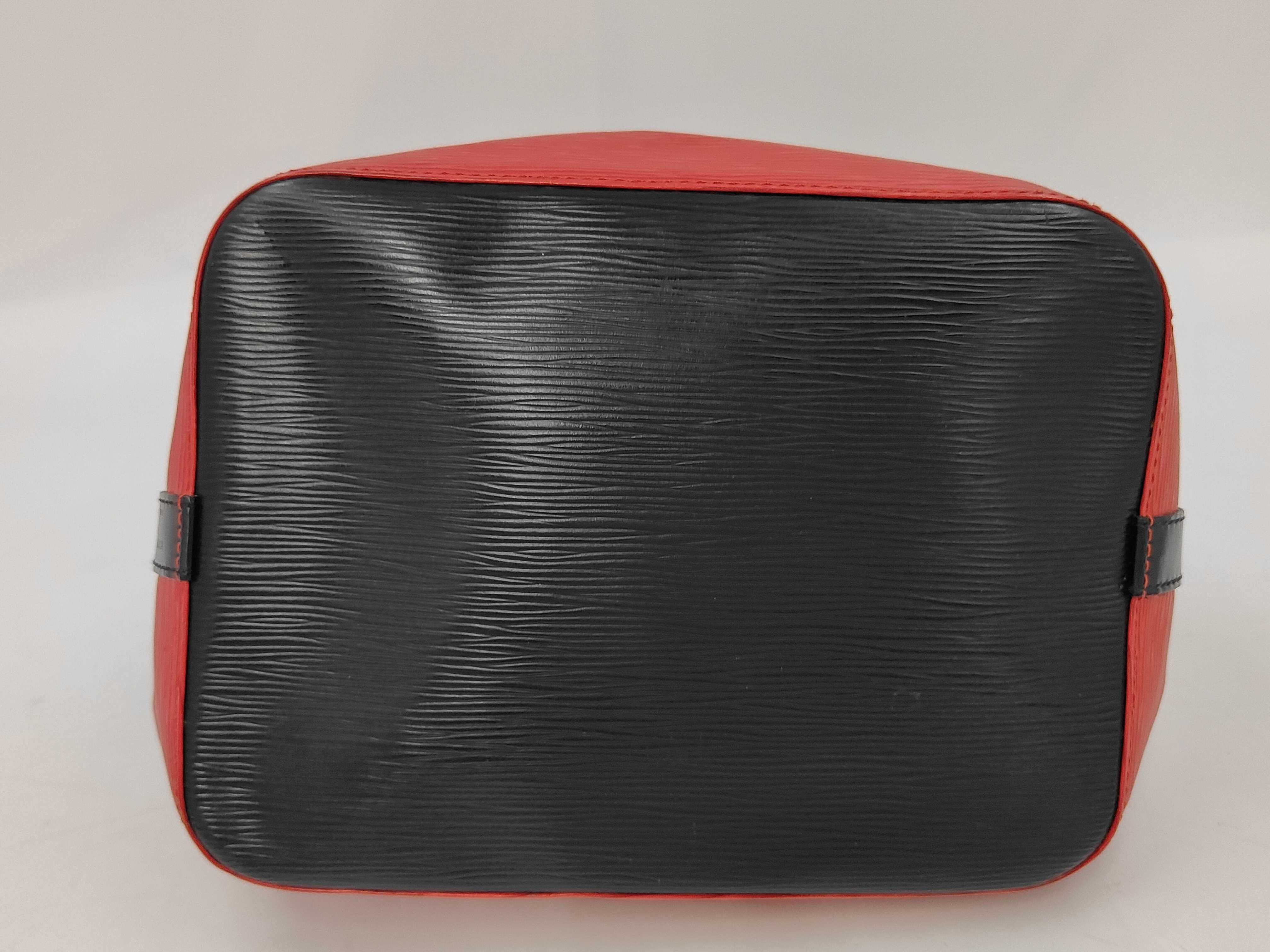 Petit Noé Epi Shoulder Bag — view 4