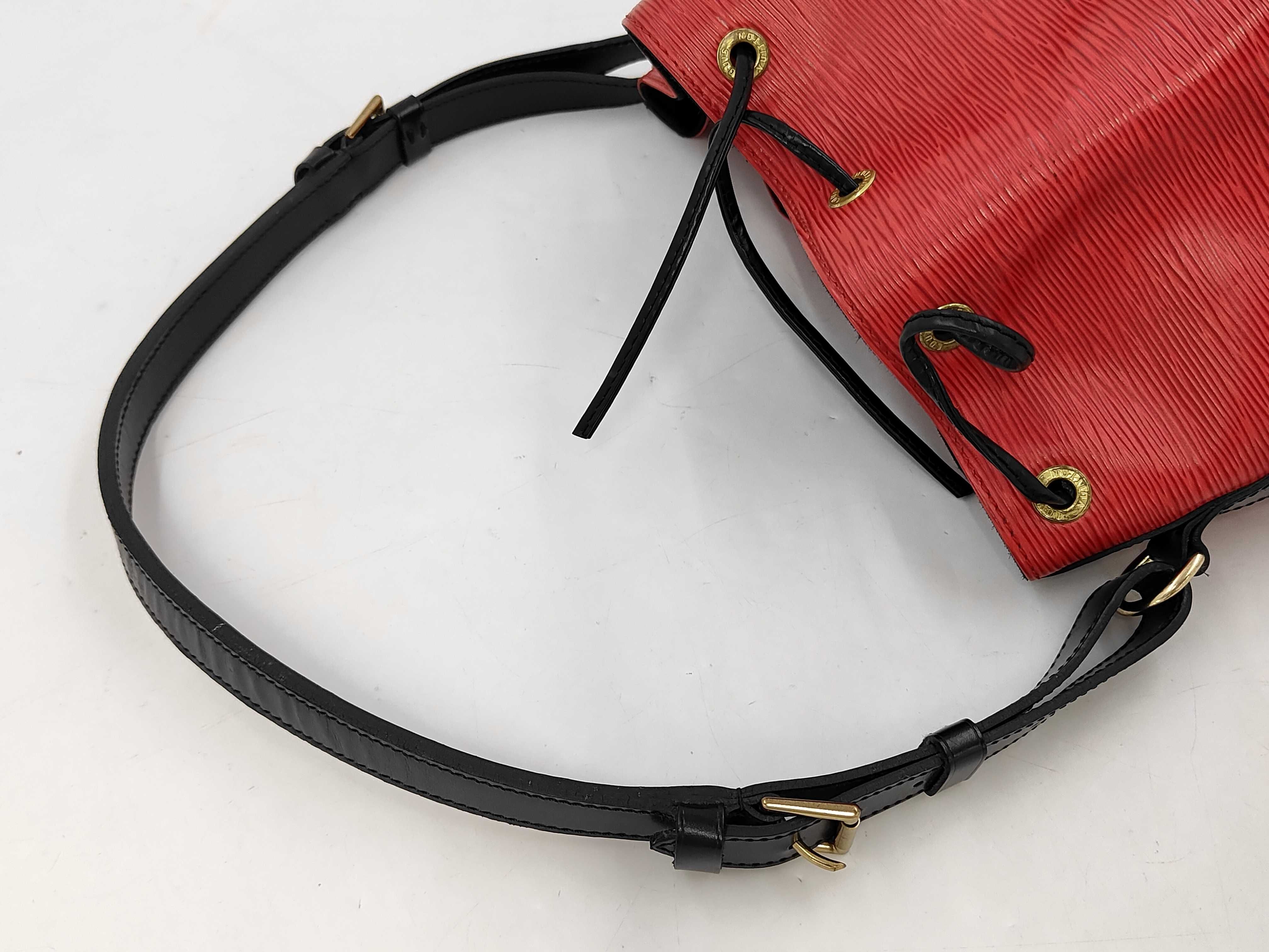 Petit Noé Epi Shoulder Bag — view 5