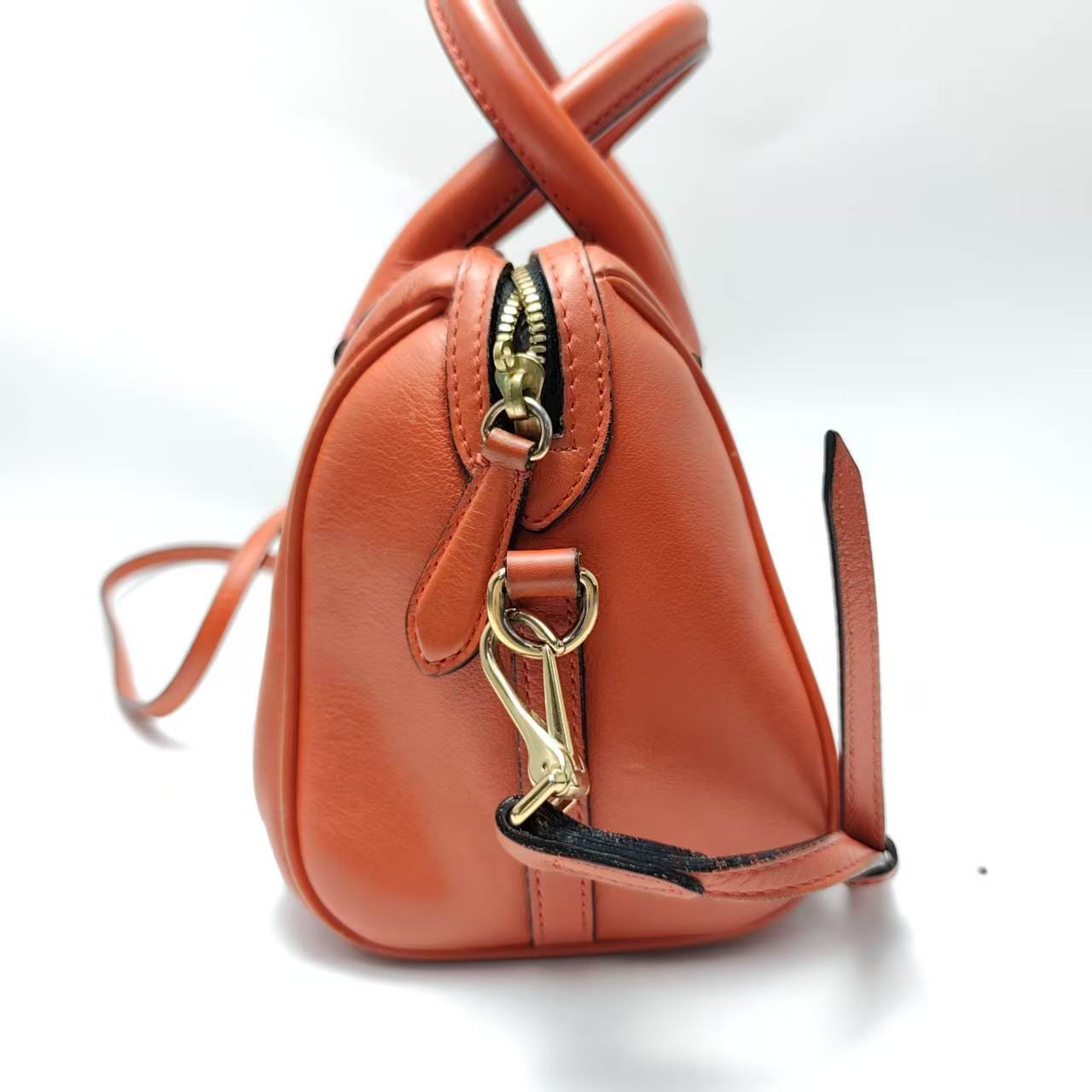 【*Shipped from: China*】BURBERRY Leather Shoulder Bag — view 3