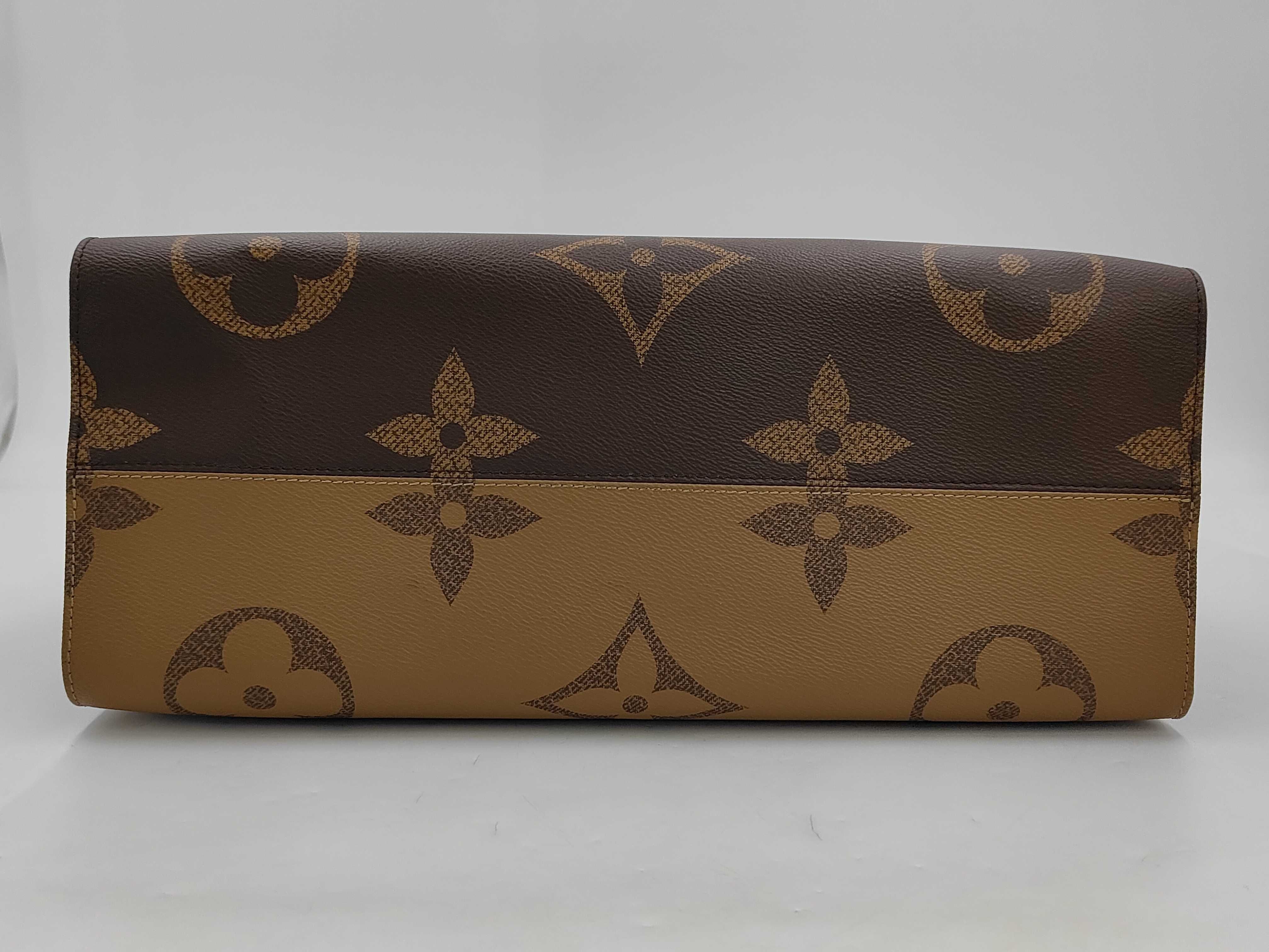 Onzago- Tote Bag — view 3