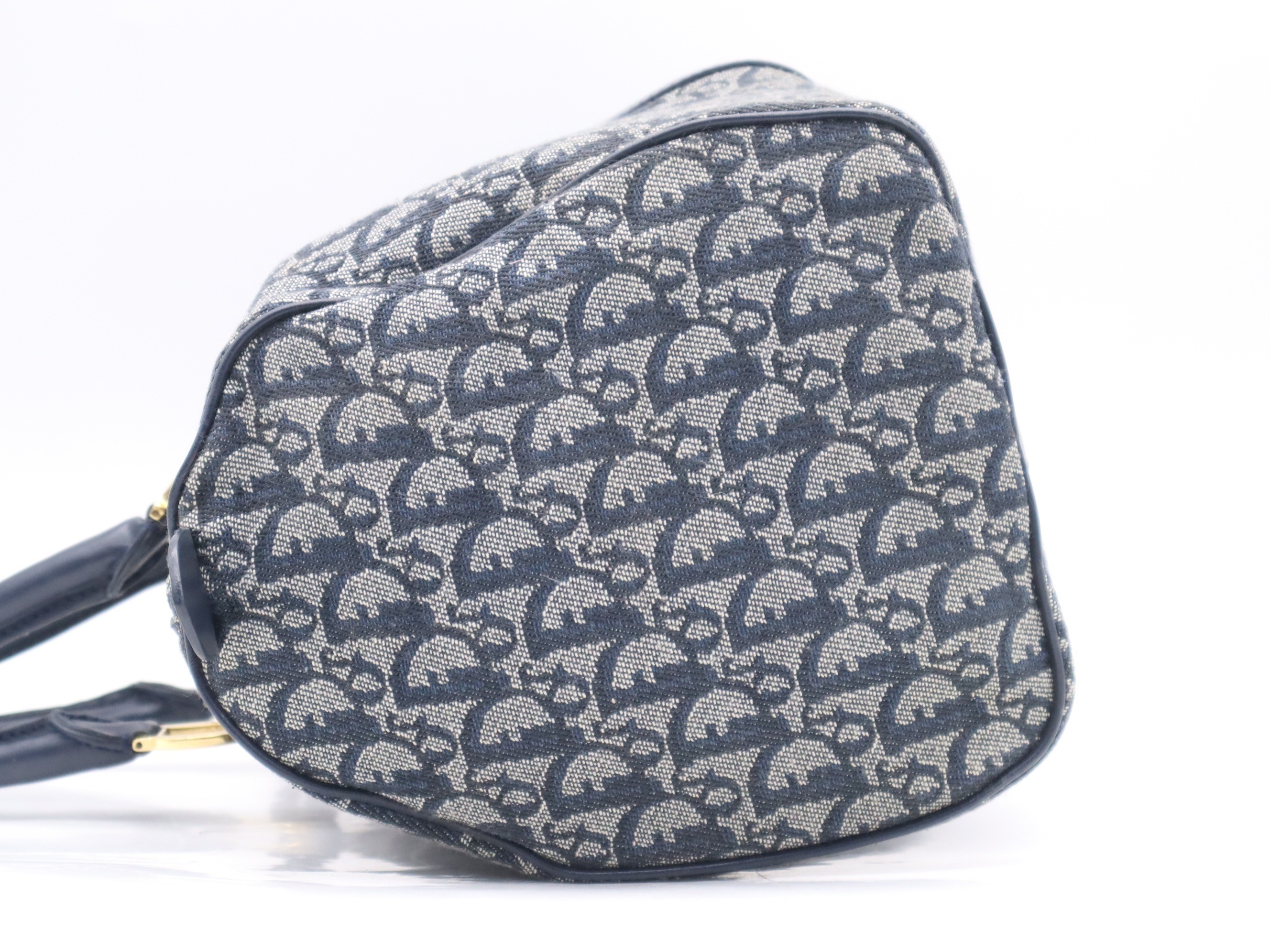 Canvas and leather Boston bag, Trotter style, navy, gold hardware. — view 3