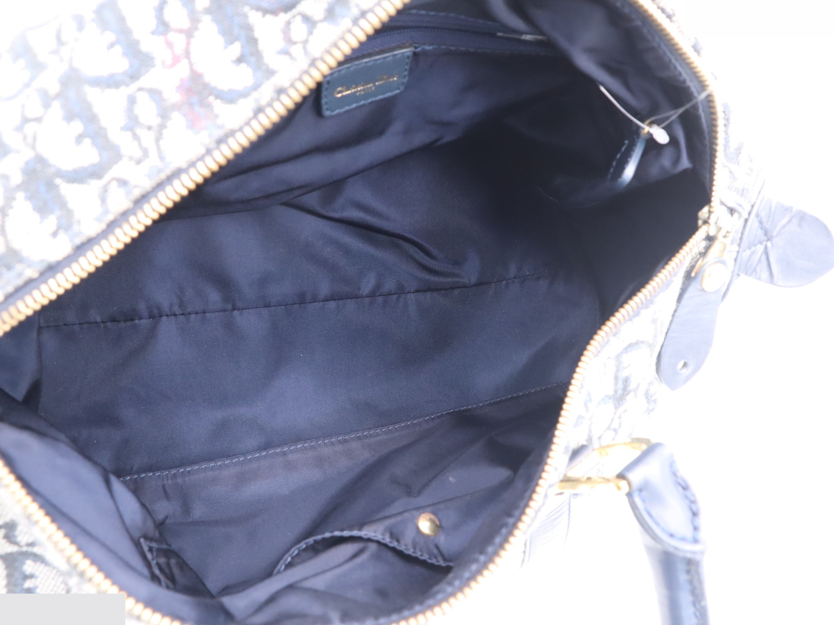 Canvas and leather Boston bag, Trotter style, navy, gold hardware. — view 7