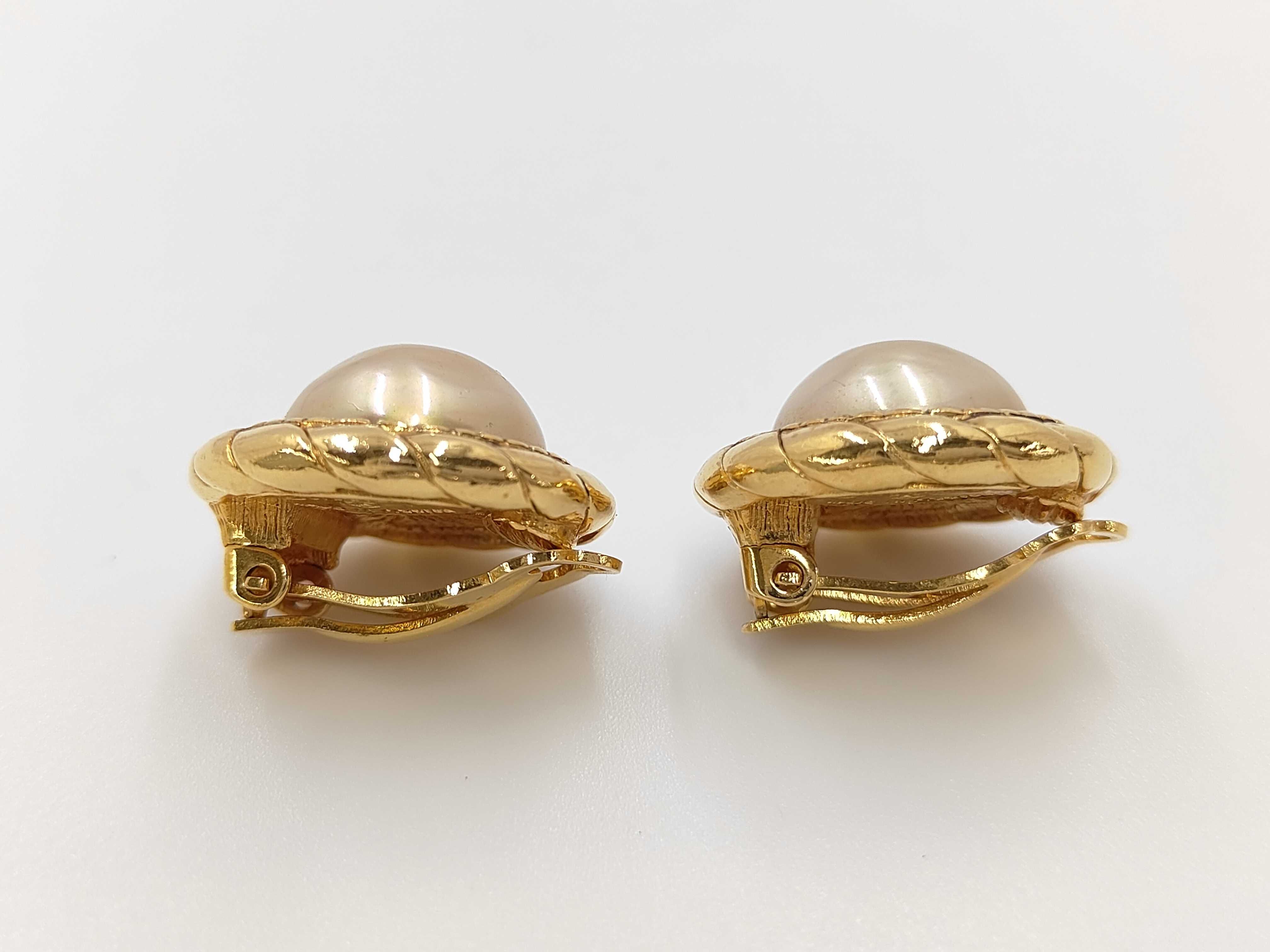 Pearl Round Gold Yg Earrings — view 3