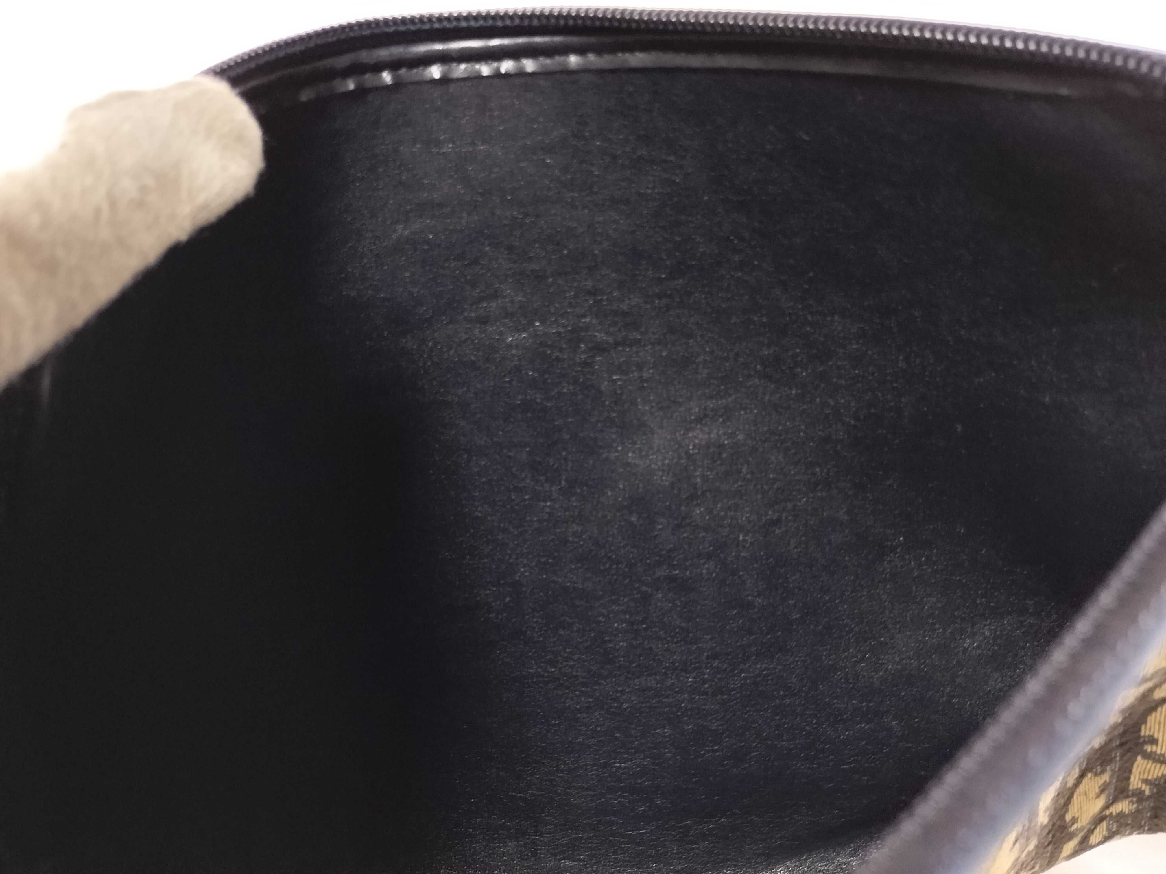 Trotter Vintage Second CD Logo Zipper Pouch — view 9