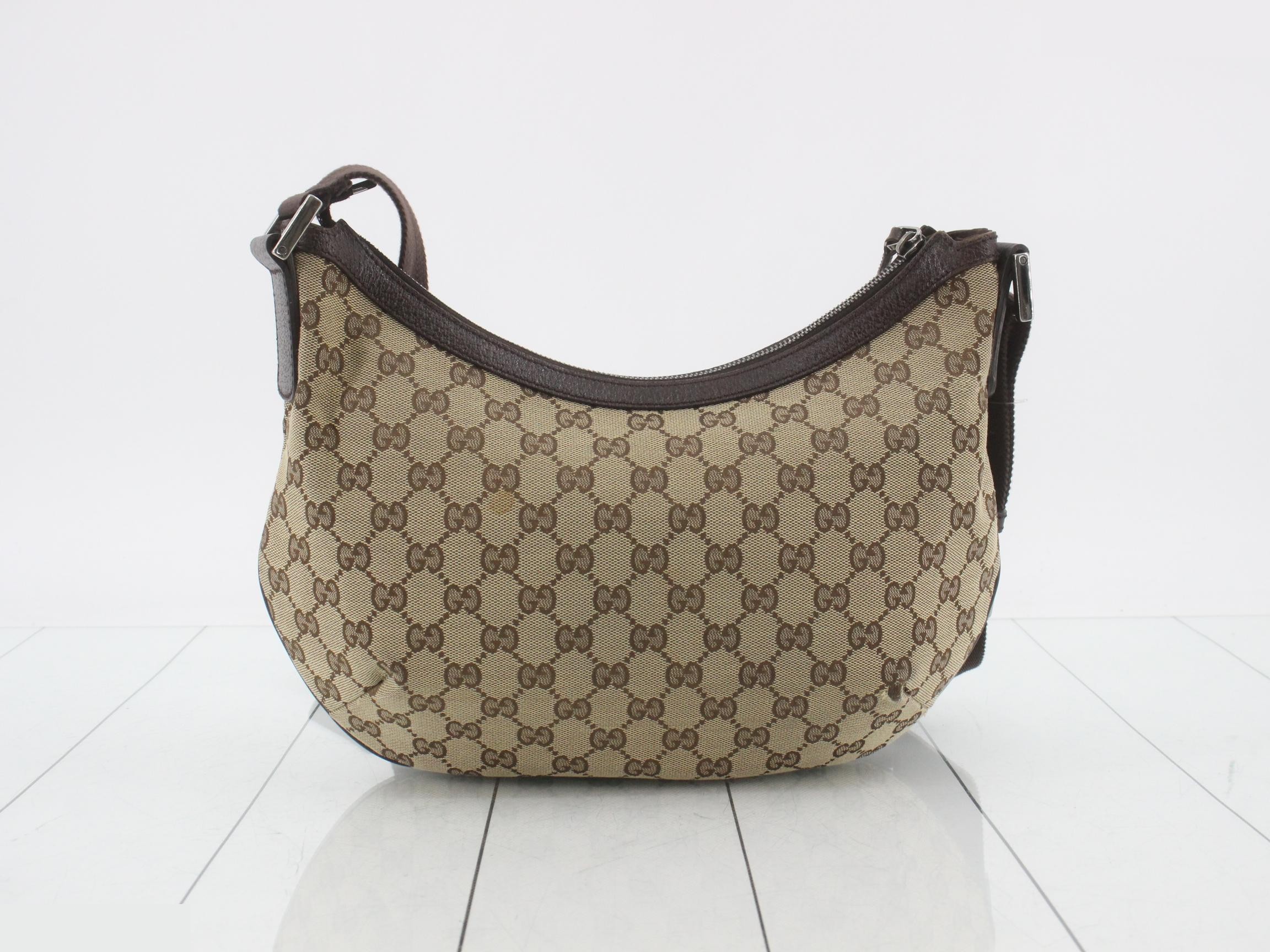 GG Canvas Shoulder Bag — view 2