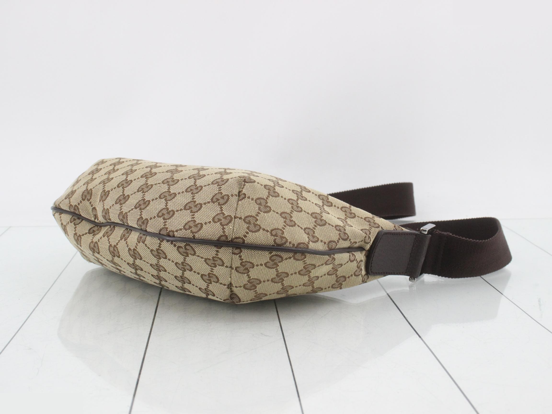 GG Canvas Shoulder Bag — view 6