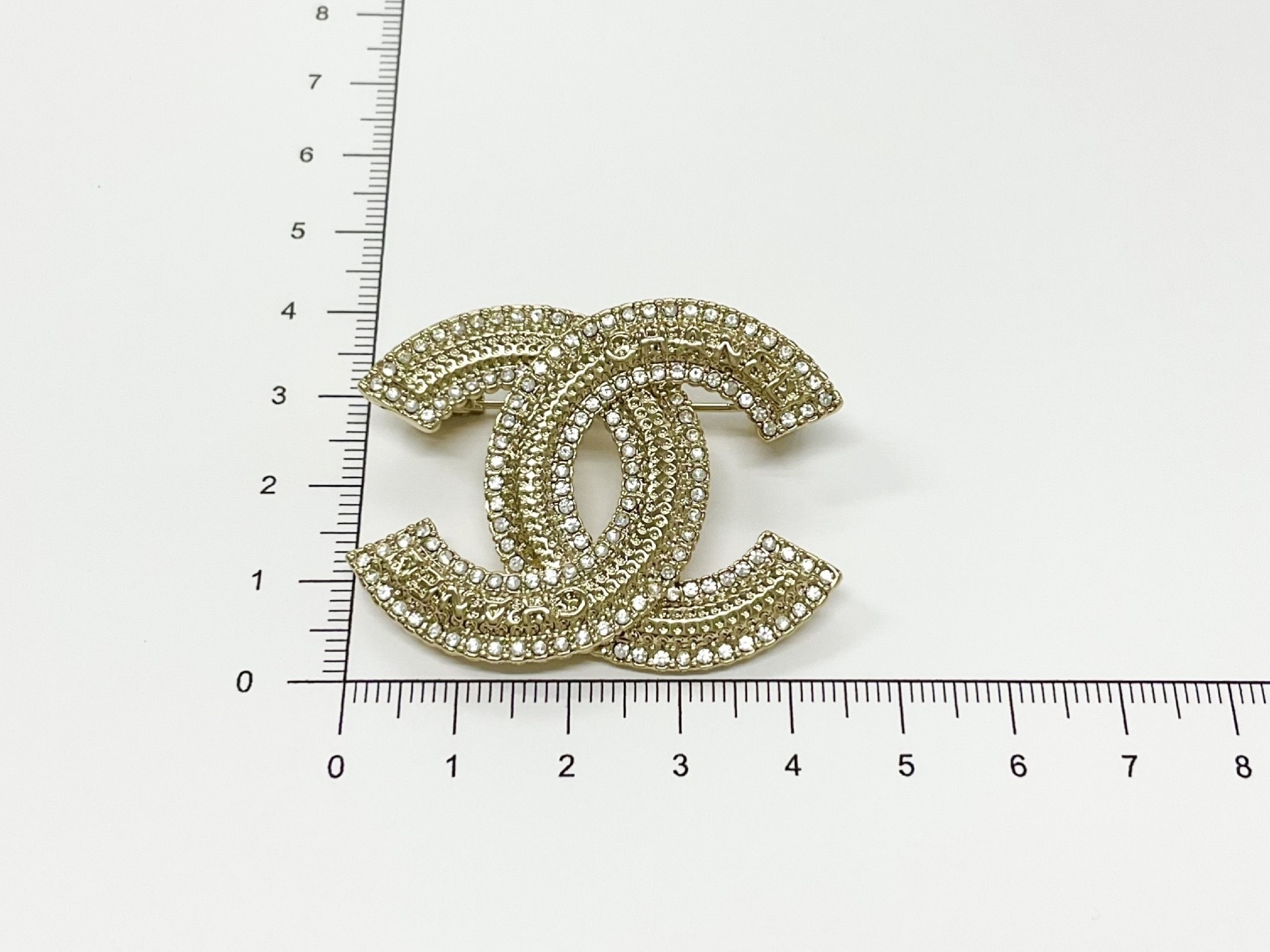 GP Brooch — view 7