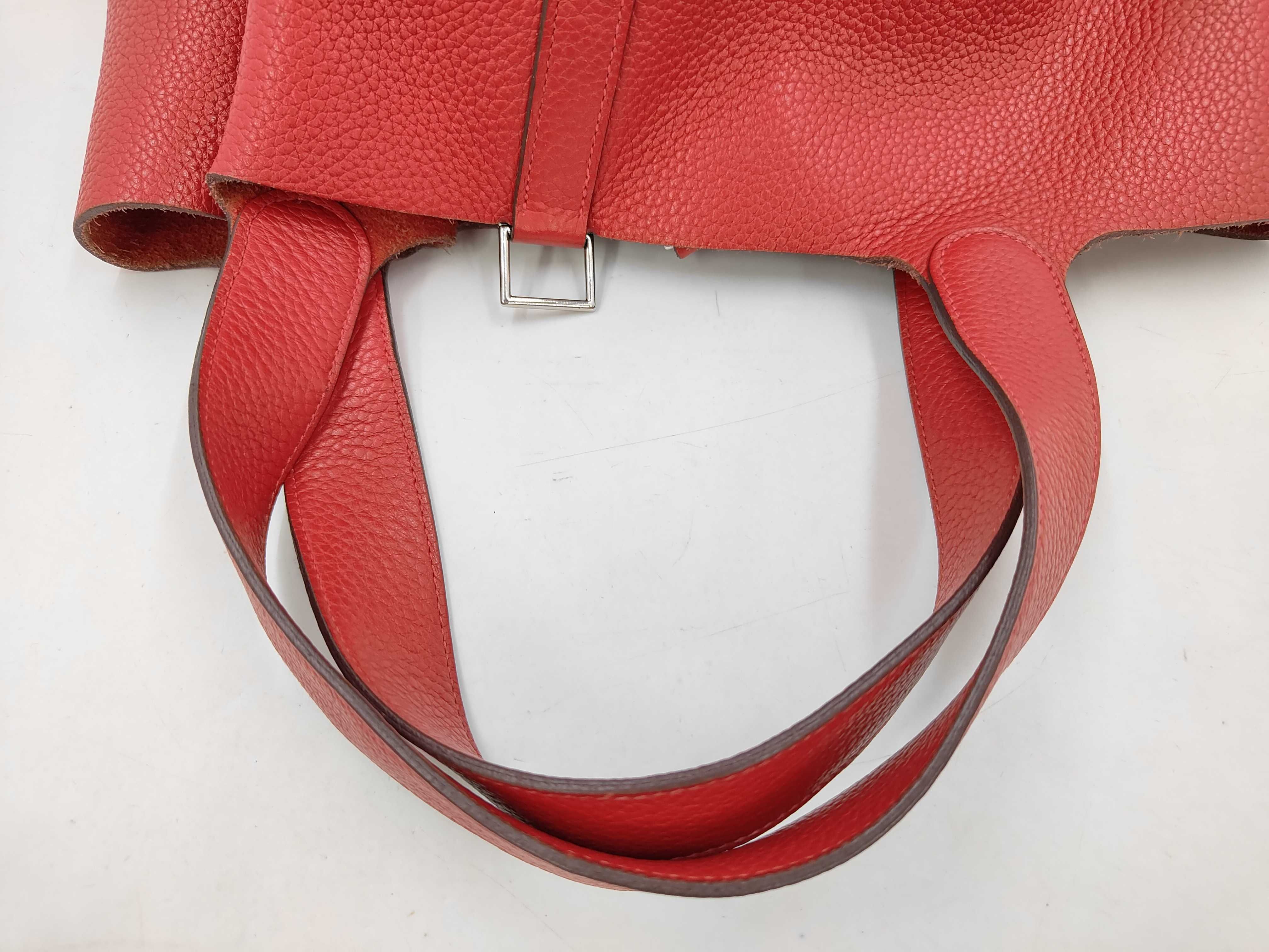 Picotin Lock GM Red Handbag (Stamped Q) — view 5