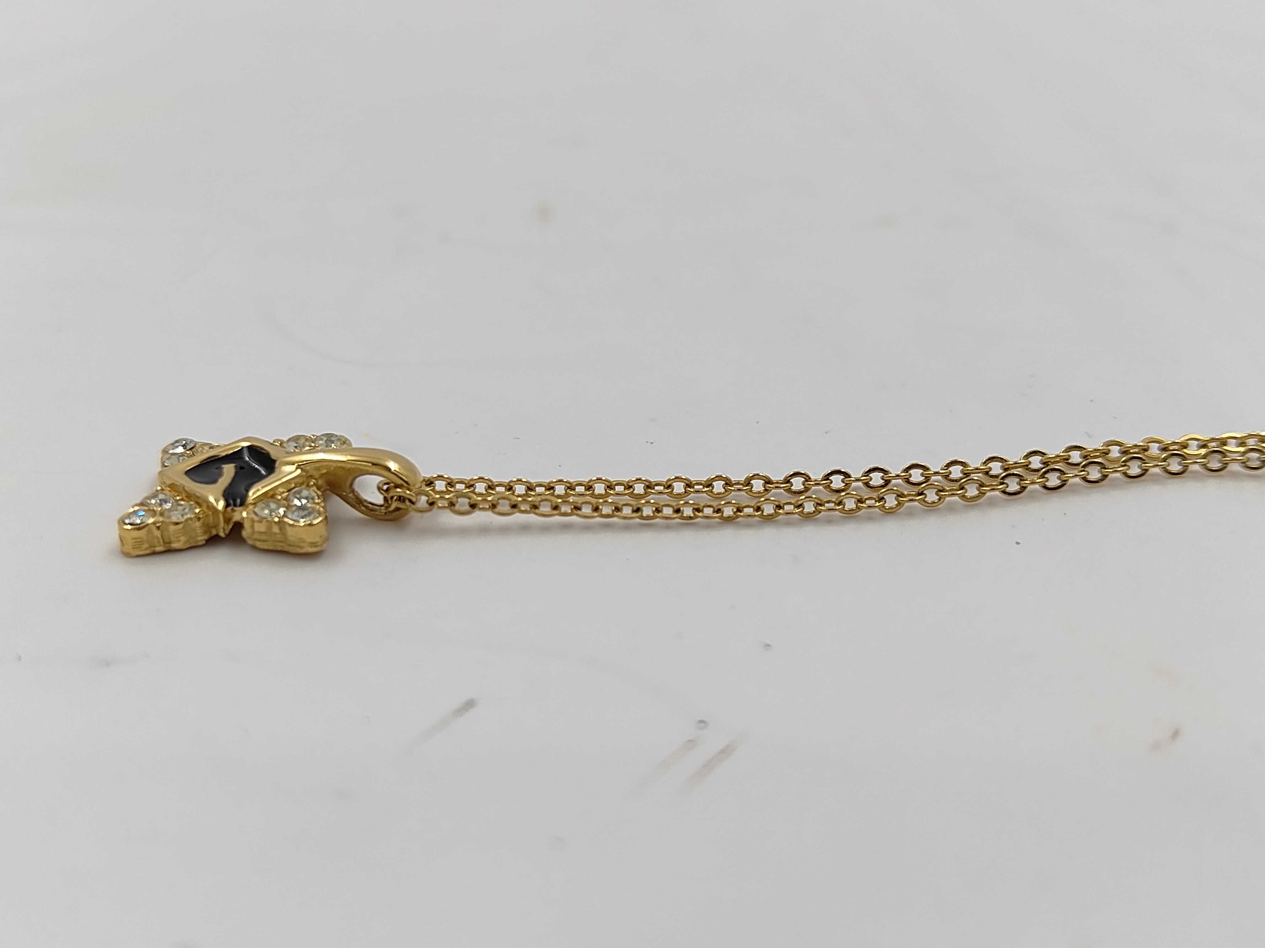 necklace — view 3