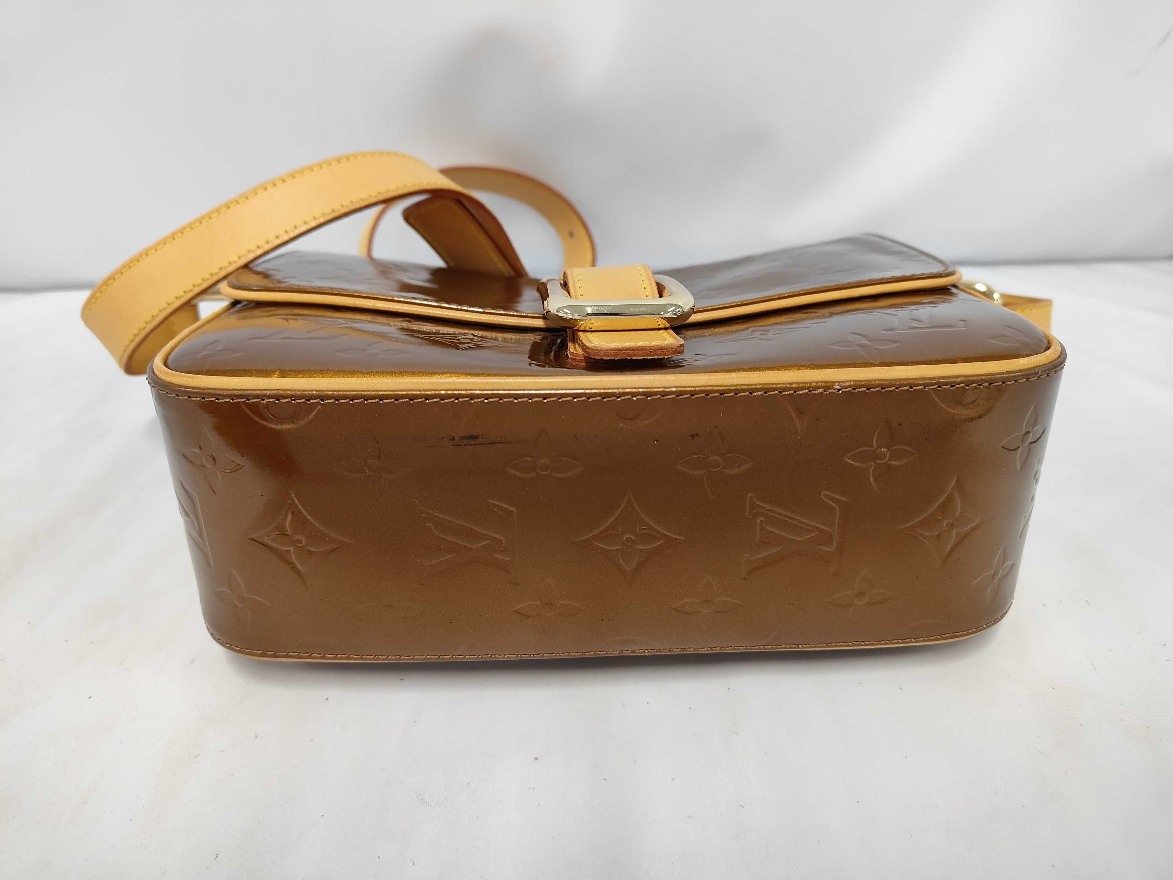 Vernis Shoulder Bag Christie GM M91107 Shoulder Bag — view 3