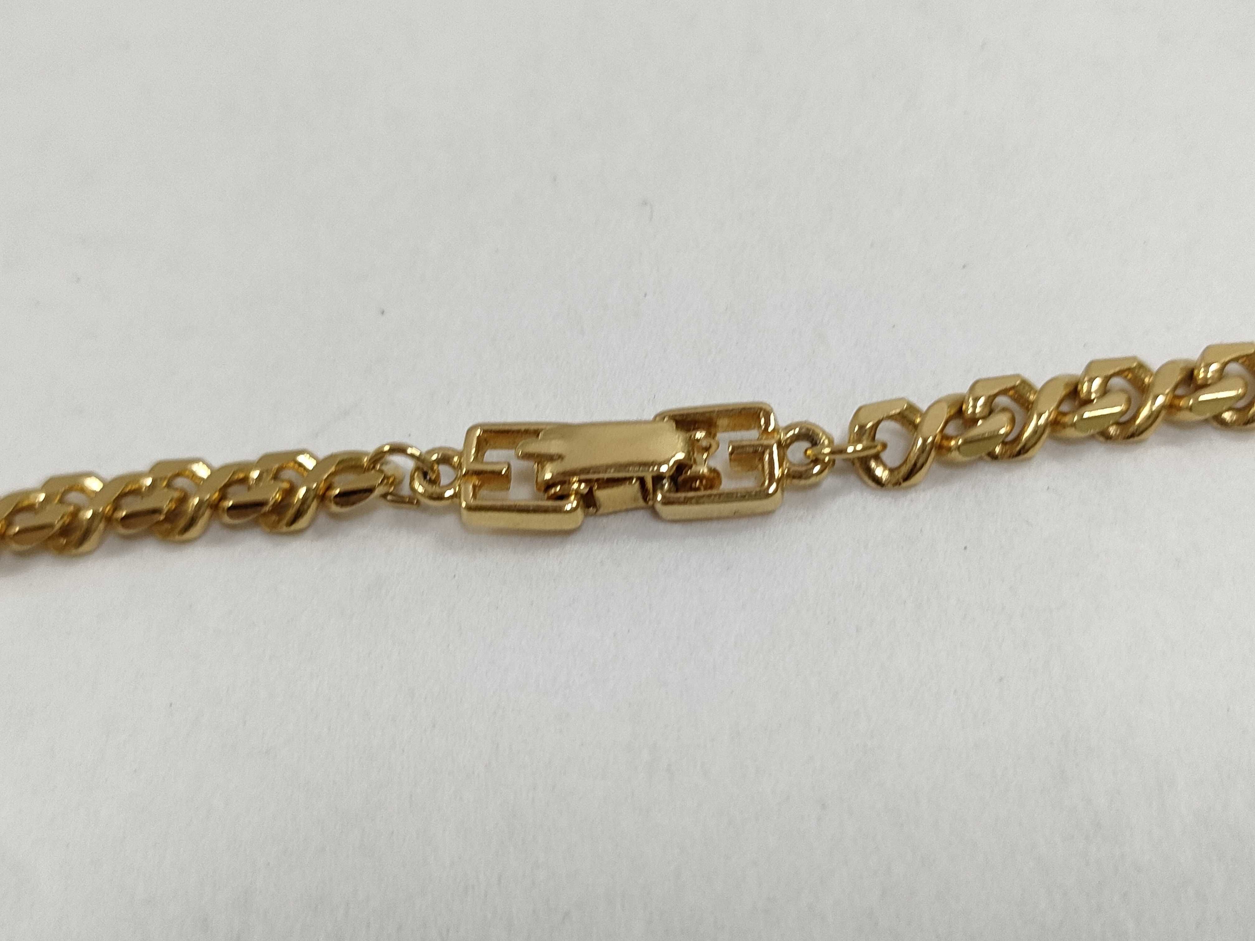 necklace — view 4