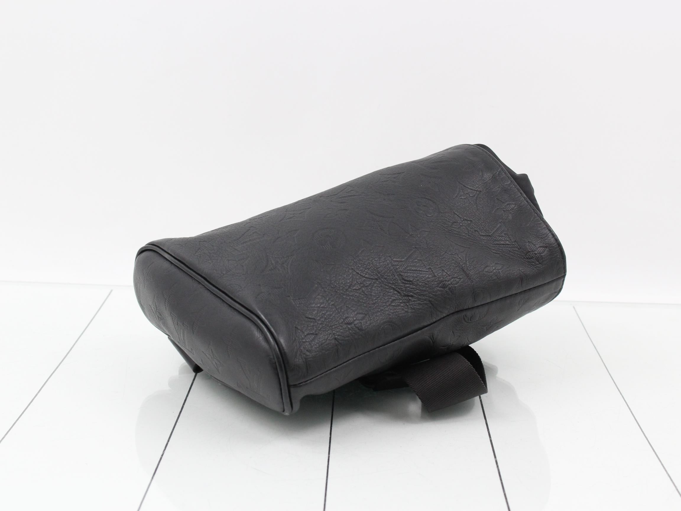 Monogram Shadow Chalk Sling Bag Shoulder Bag — view 6