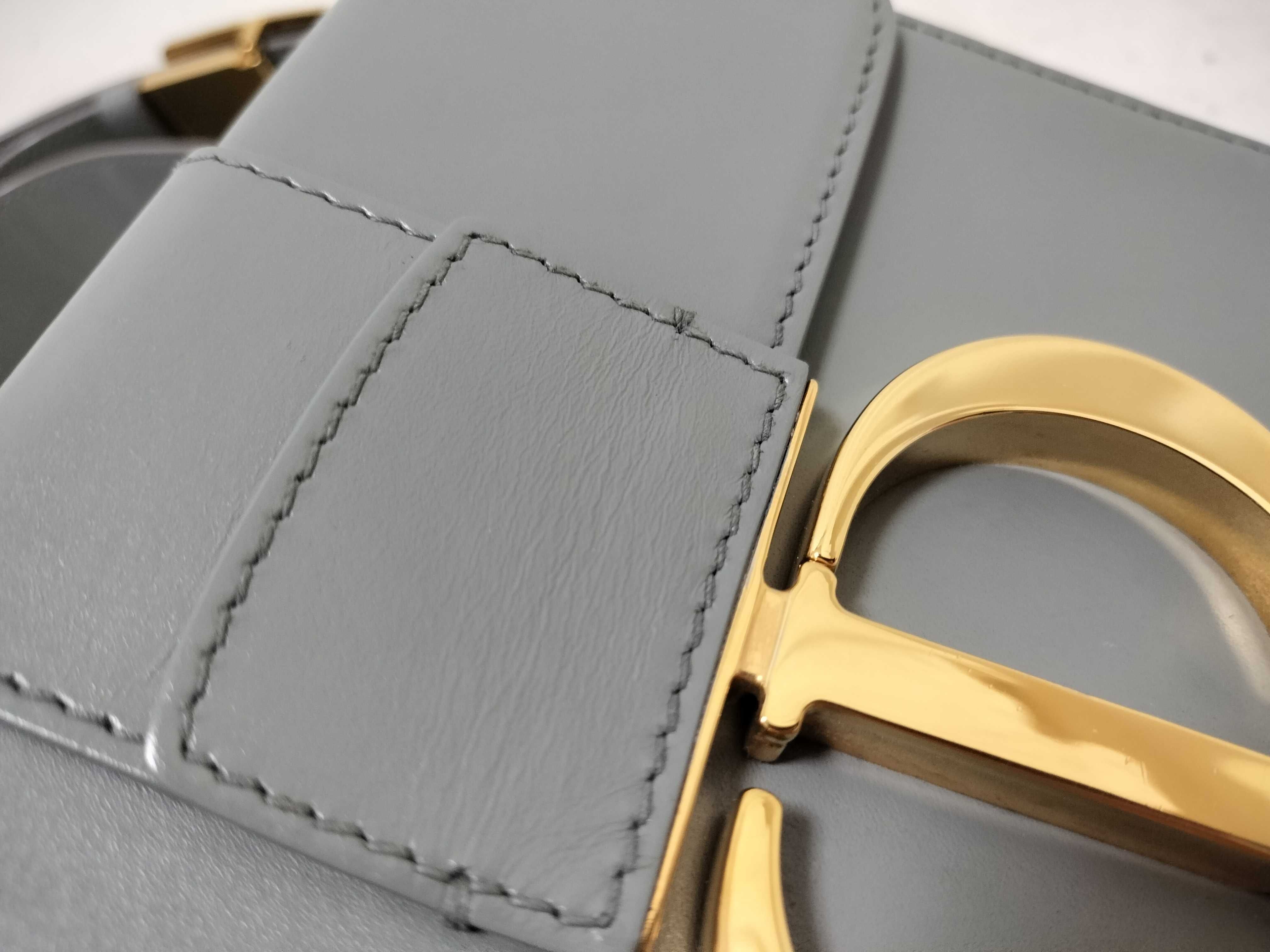 Shoulder Bag 30 Montaigne Box Bag Shoulder Bag — view 14