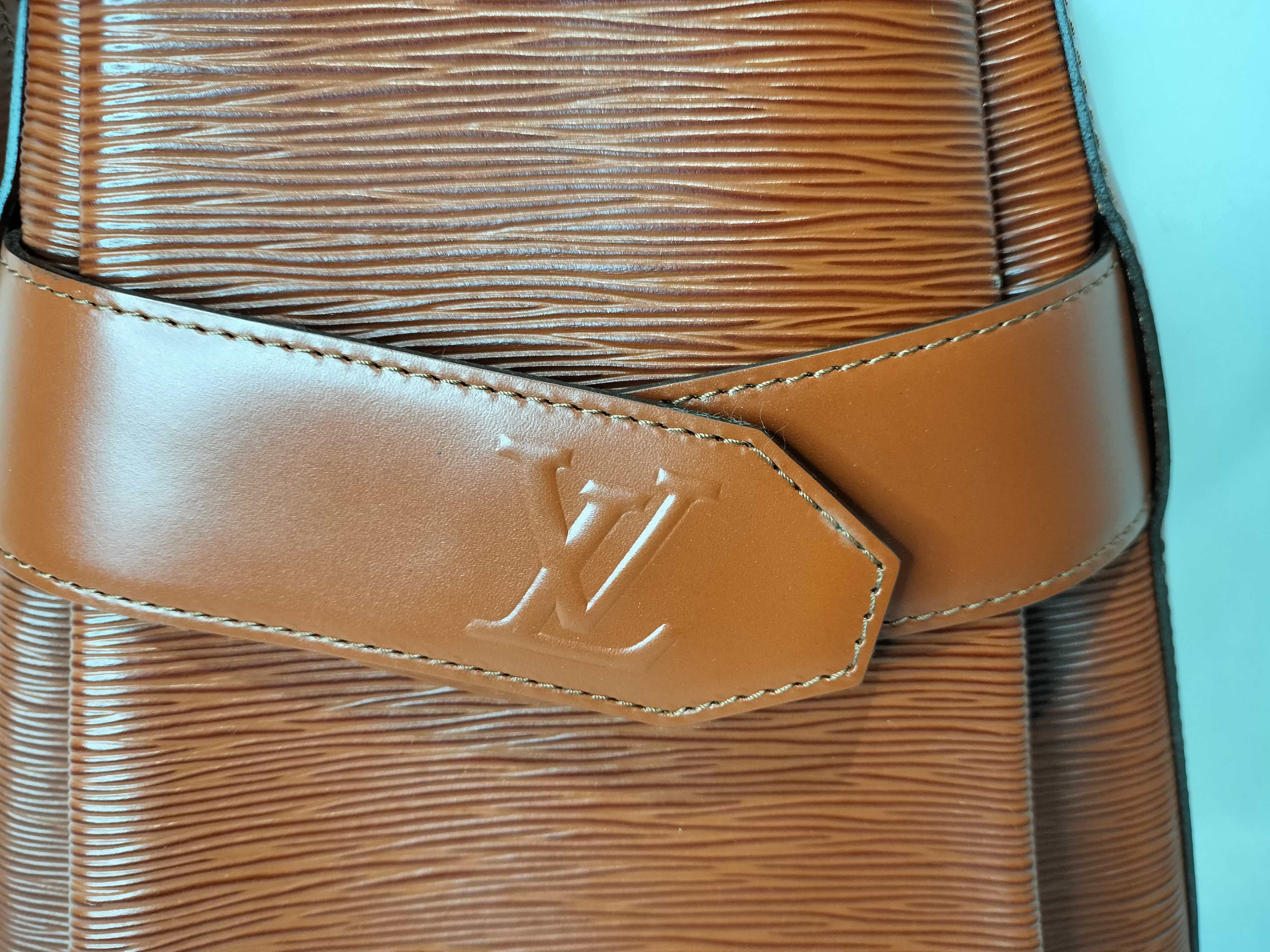 Epi Sac Depaule Shoulder Bag — view 2