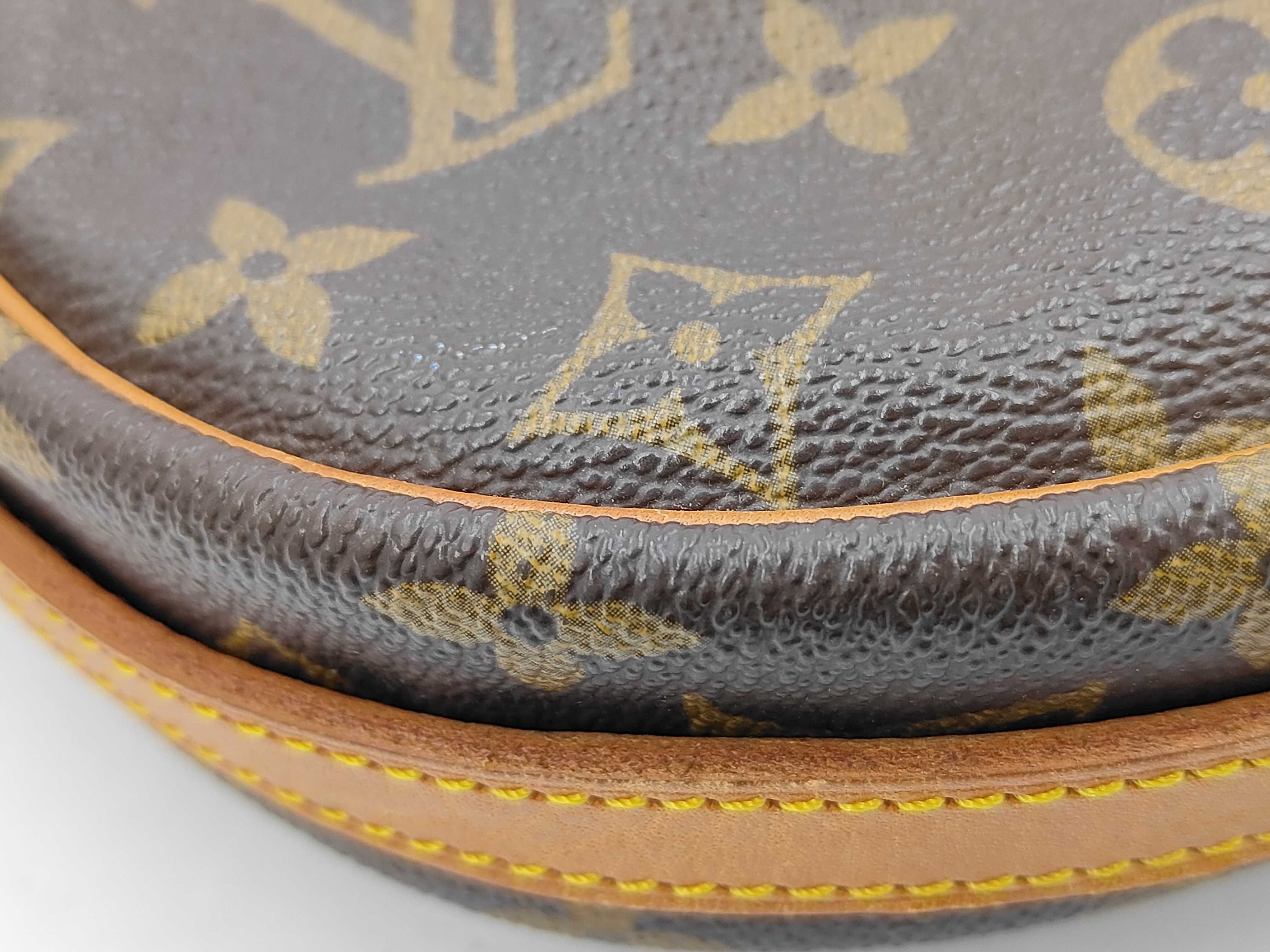 Monogram LV Jaune Fille Shoulder Bag — view 6