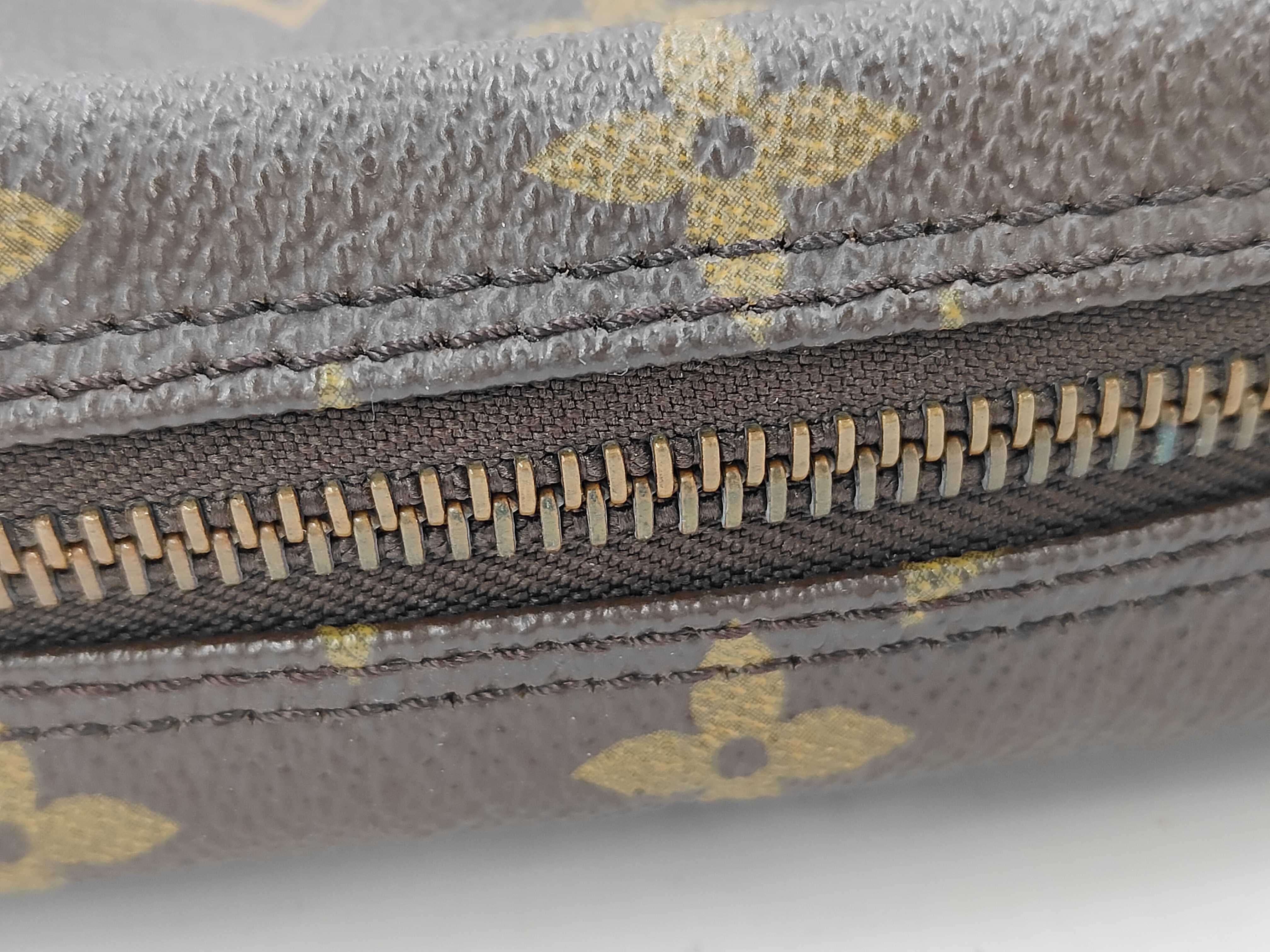 Monogram LV Jaune Fille Shoulder Bag — view 8