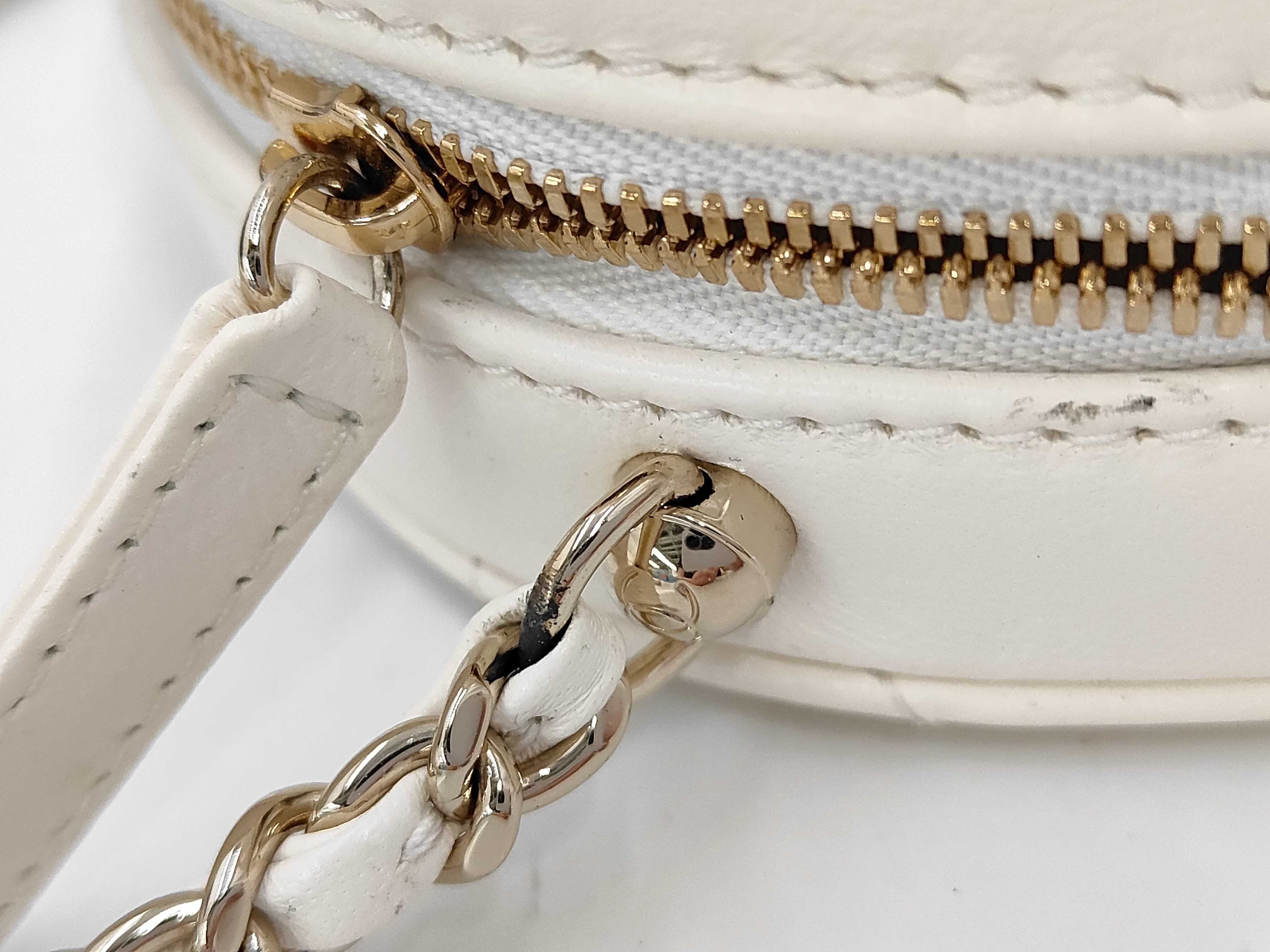 Heart-shaped Shoulder Bag — view 5