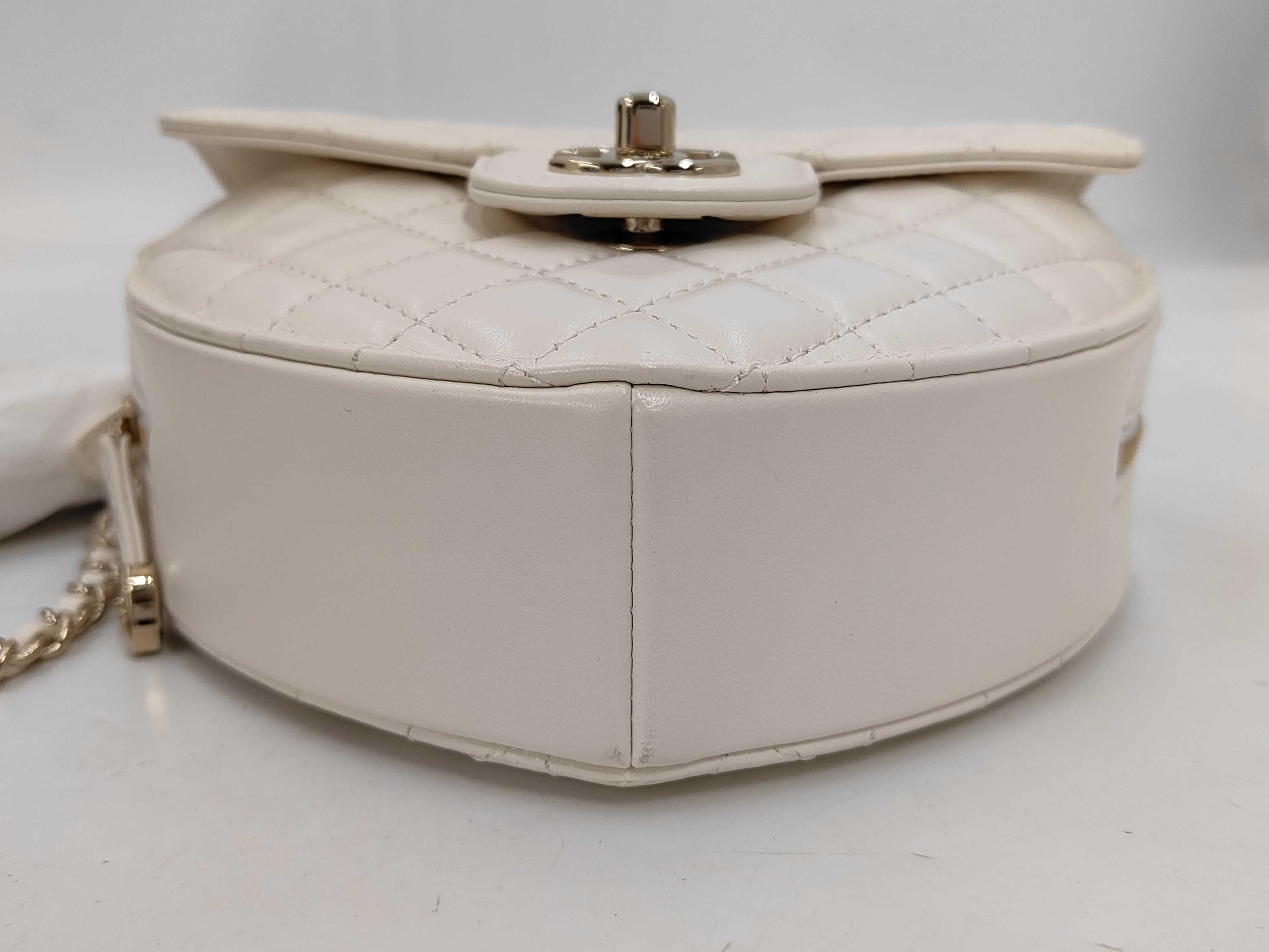 Heart-shaped Shoulder Bag — view 7