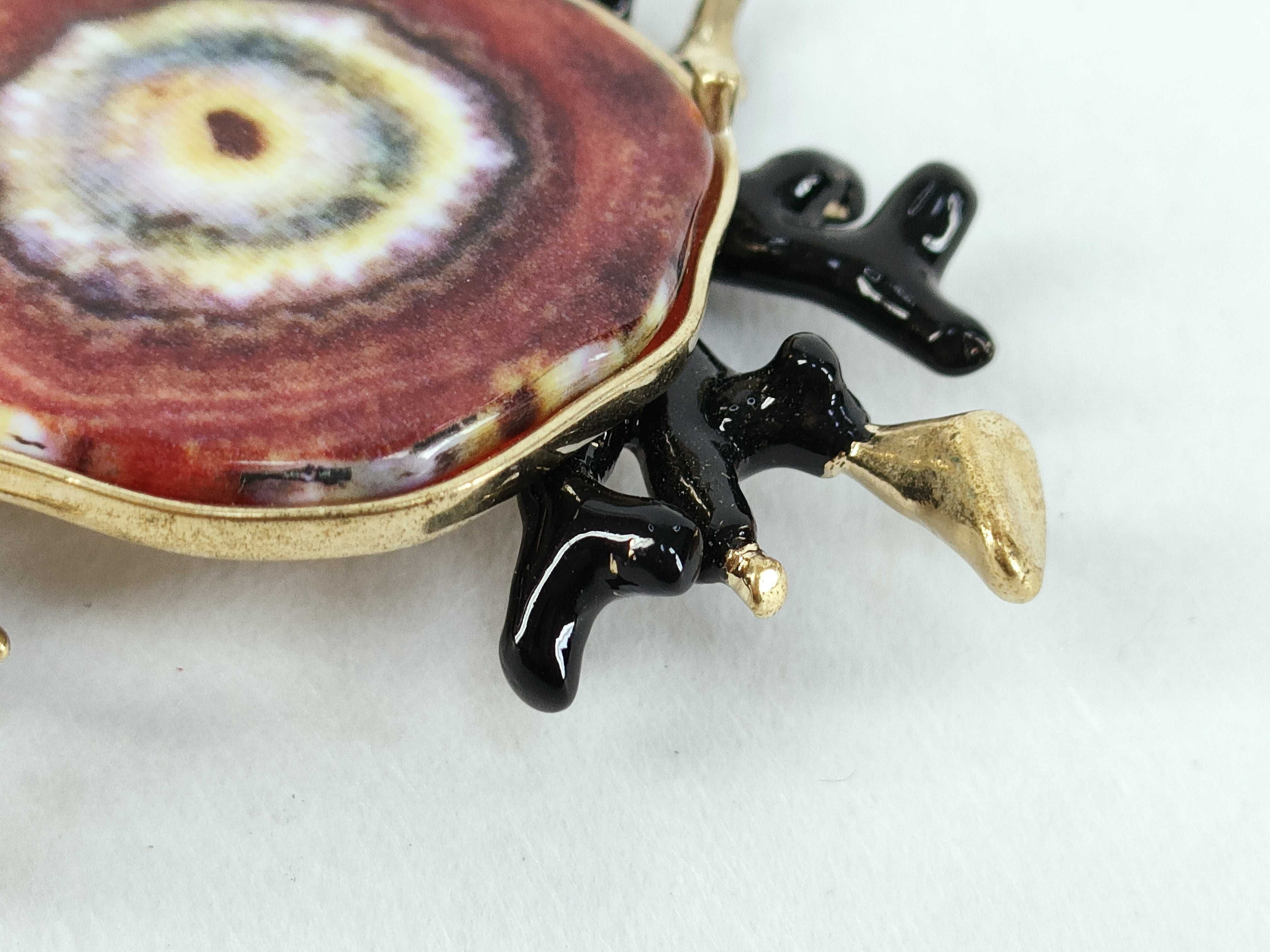 Coral Brooch — view 9