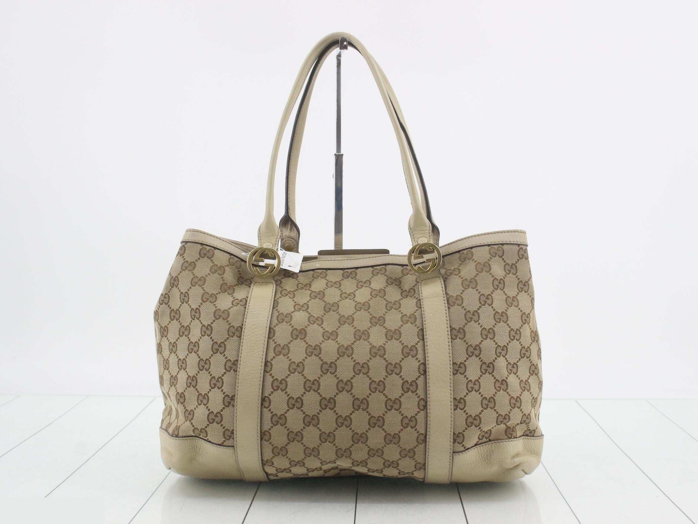 GG Canvas Handbag Interlocking — view 2