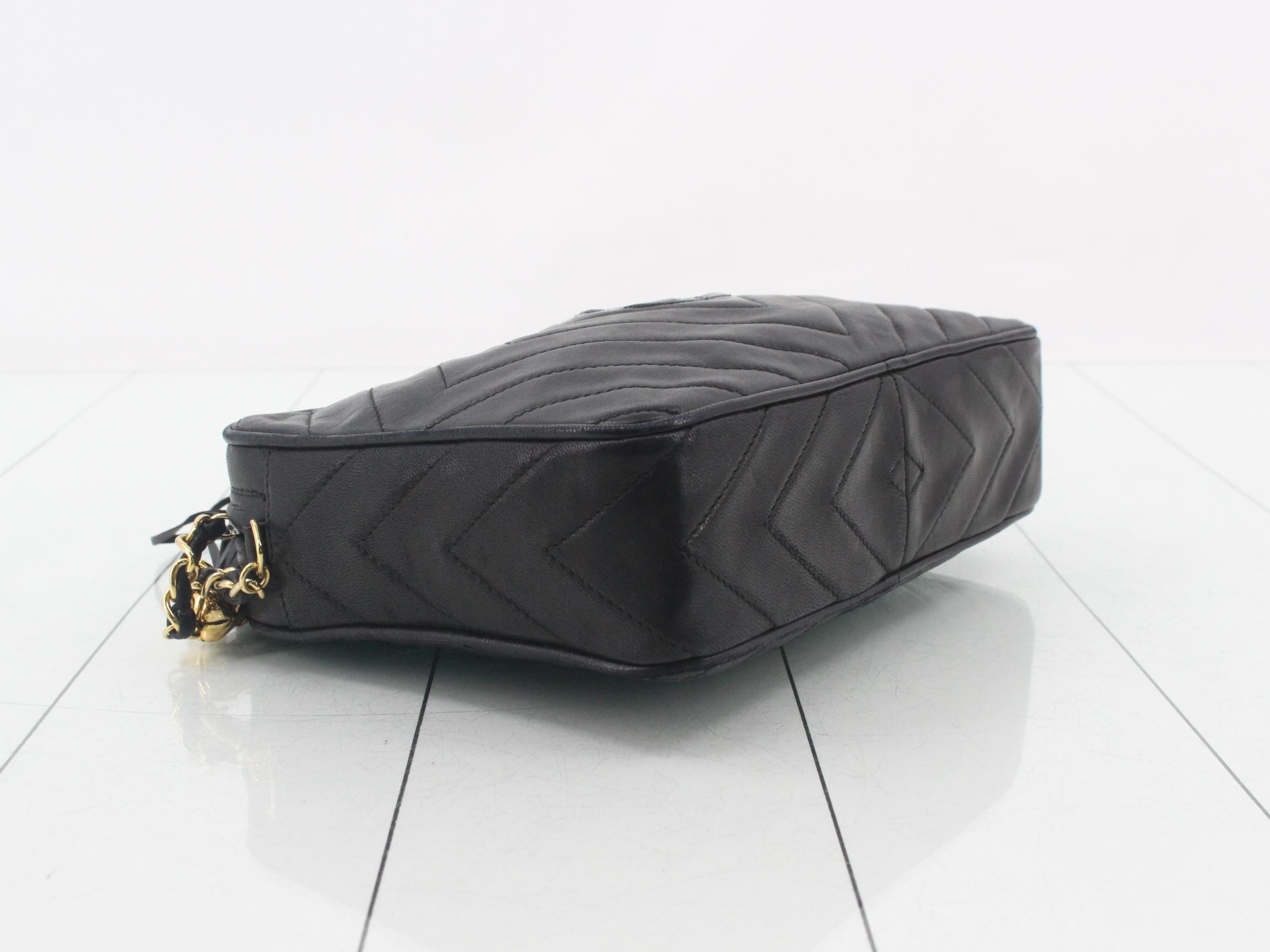 Diamond stitch lambskin chain shoulder bag — view 5
