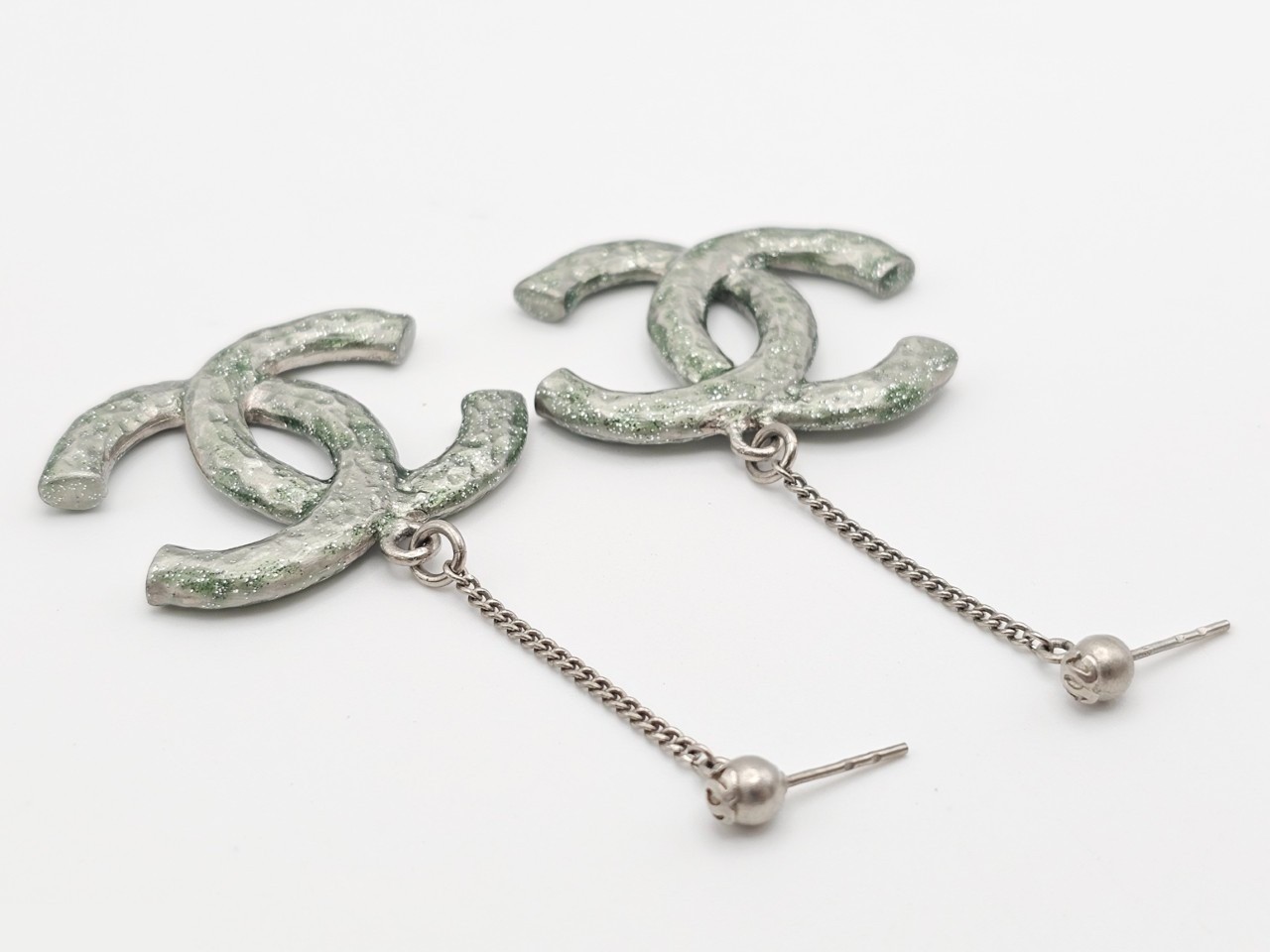 earrings — view 3