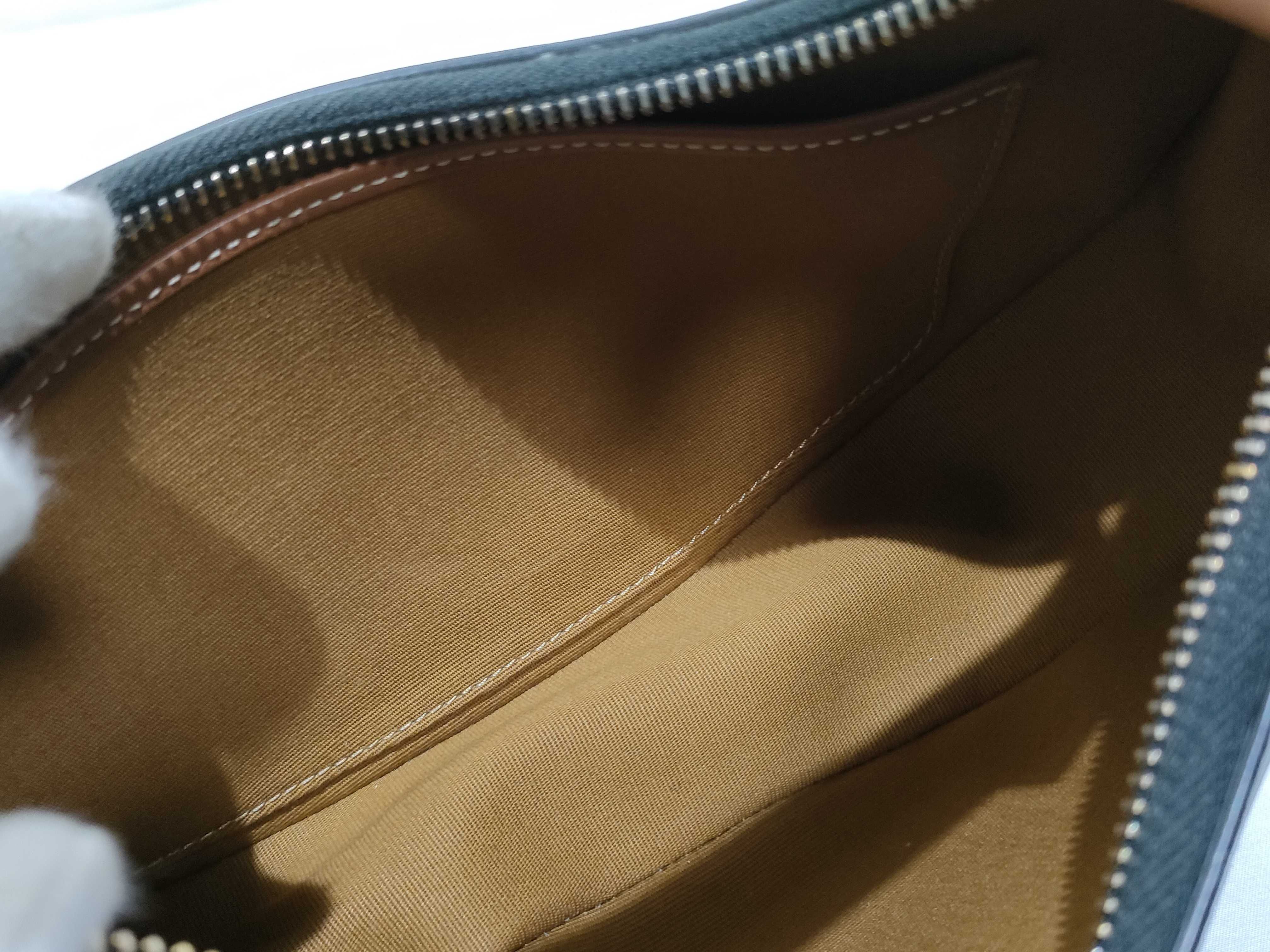 One-Shoulder Bag (Shoulder Bag) — view 9