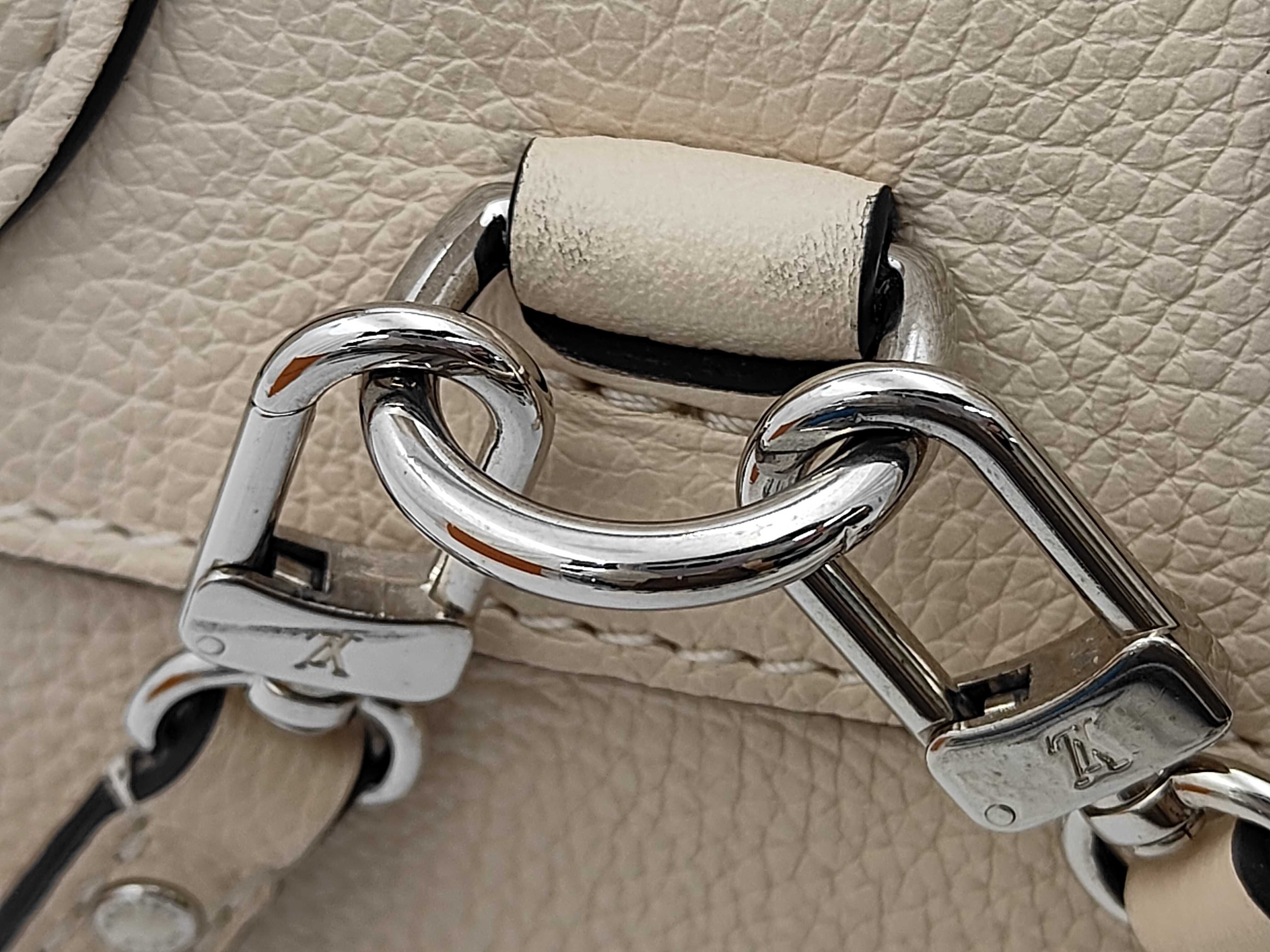 LV Lockme Backpack M53079 Shoulder Bag — view 6