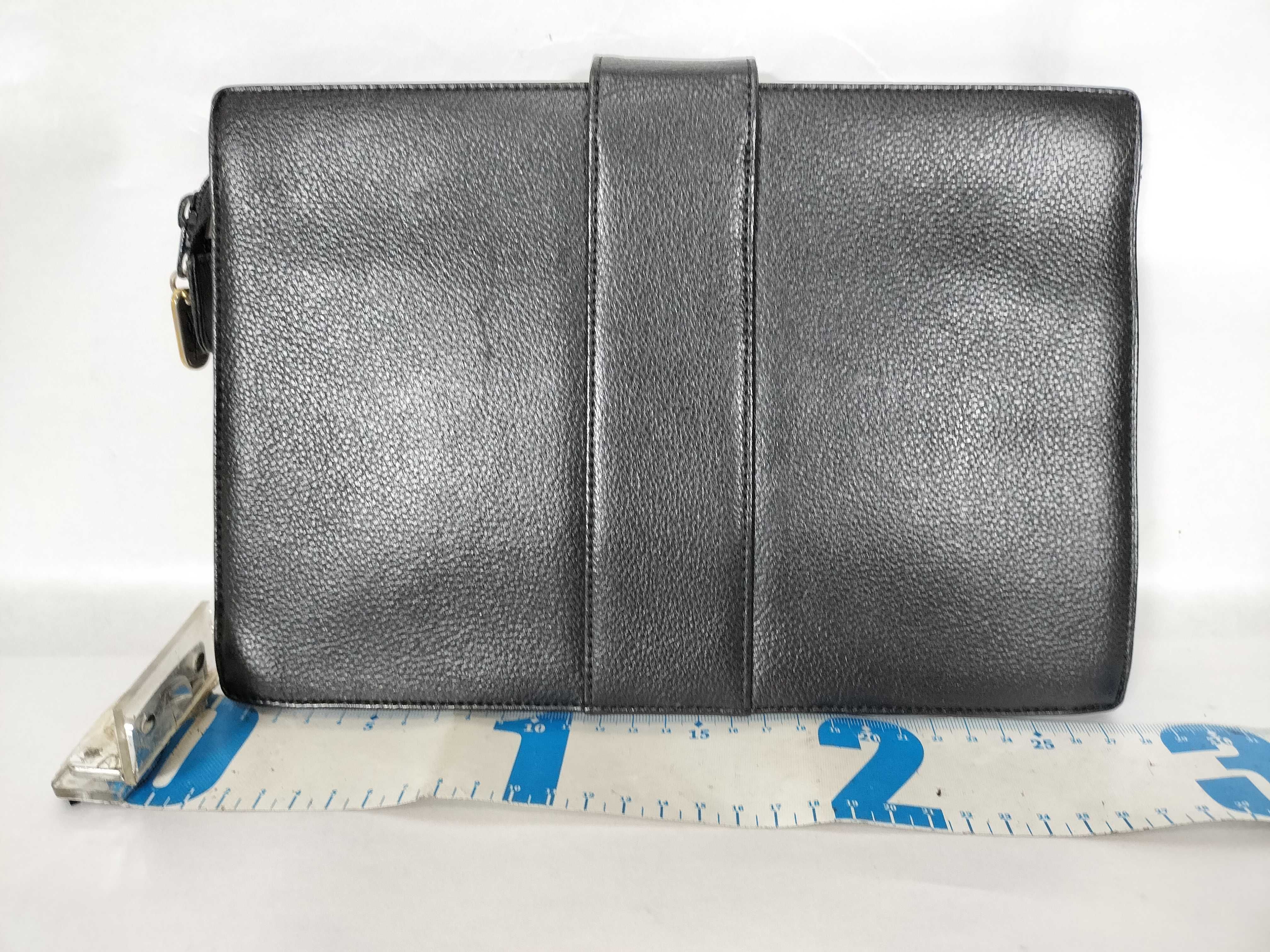 clutch bag — view 2